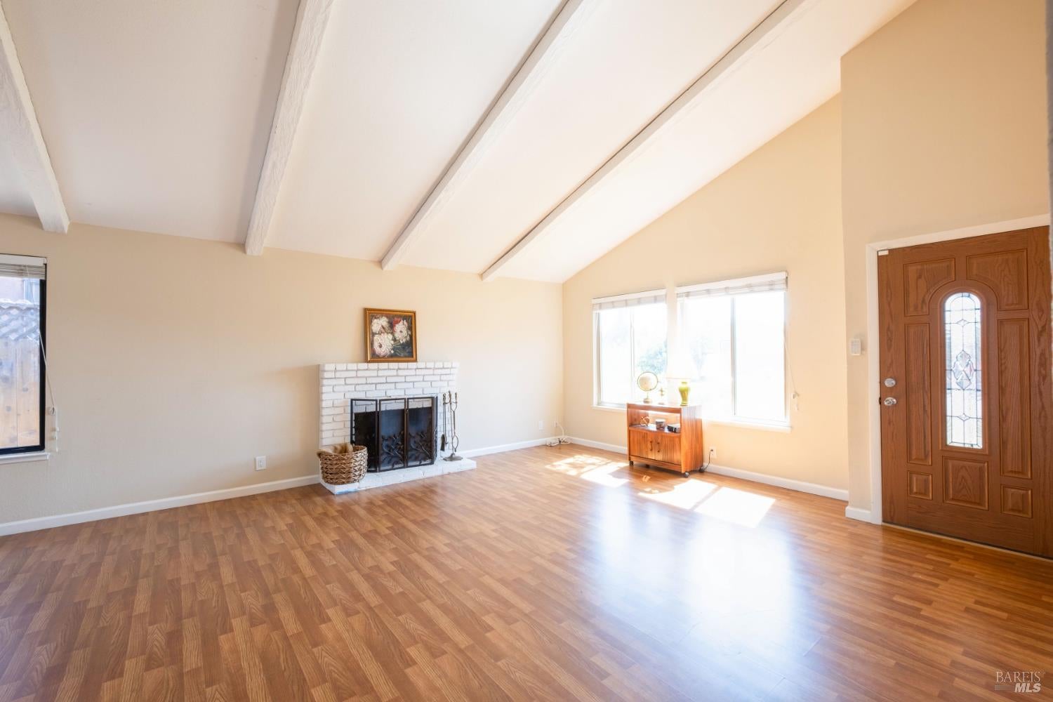 Vallejo, California, 94589, United States, 4 Bedrooms Bedrooms, ,2 BathroomsBathrooms,Residential,For Sale,1948983