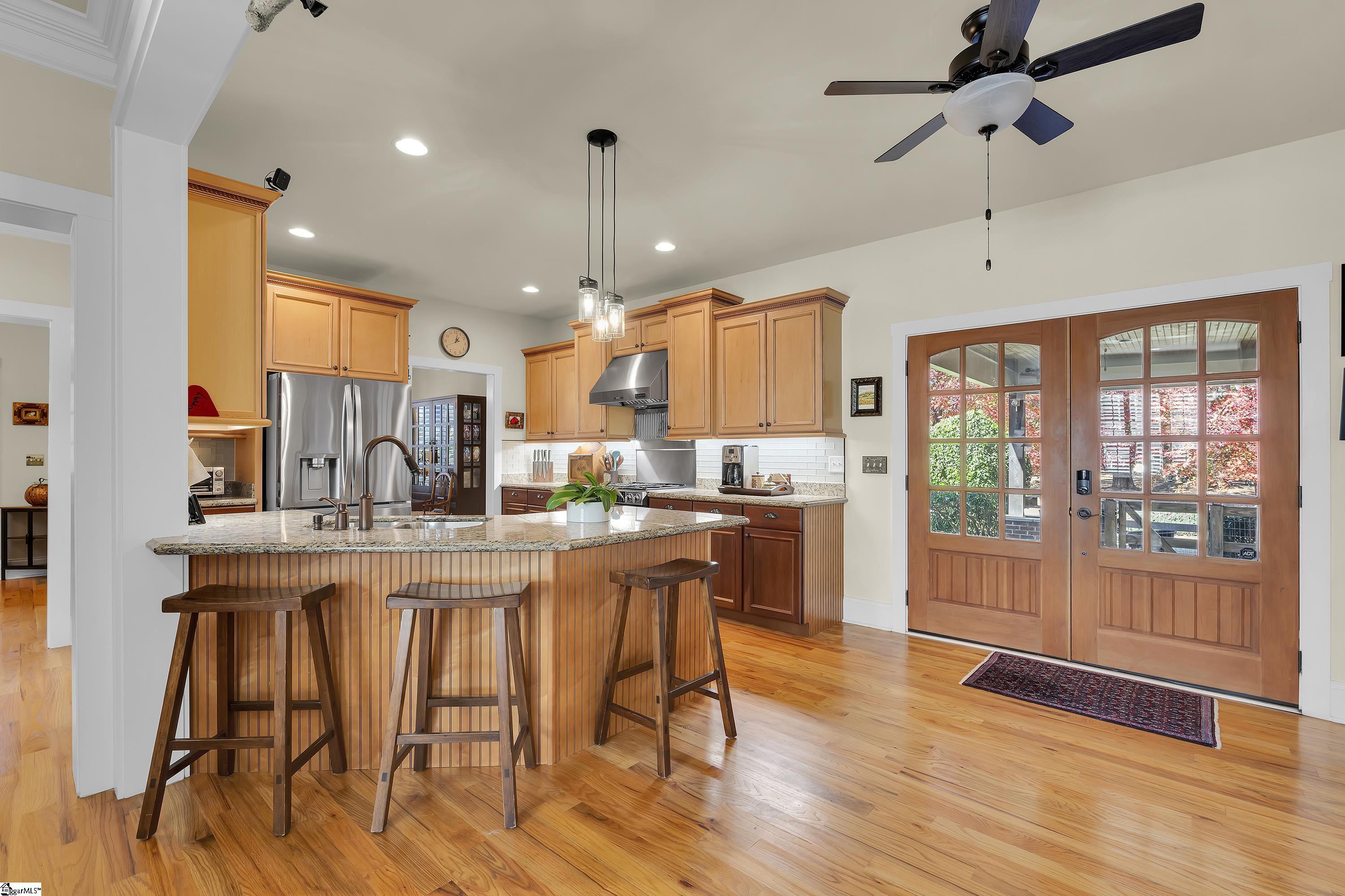 Simpsonville, South Carolina, 29681, United States, 4 Bedrooms Bedrooms, ,4 BathroomsBathrooms,Residential,For Sale,1986558