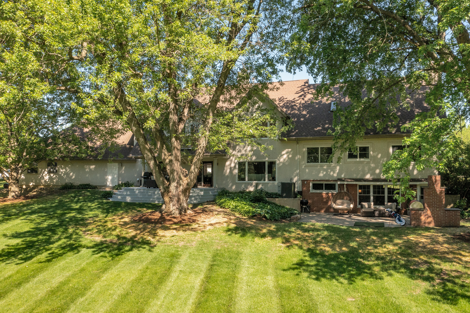 Inverness, Illinois, 60067, United States, 6 Bedrooms Bedrooms, ,7 BathroomsBathrooms,Residential,For Sale,2047955