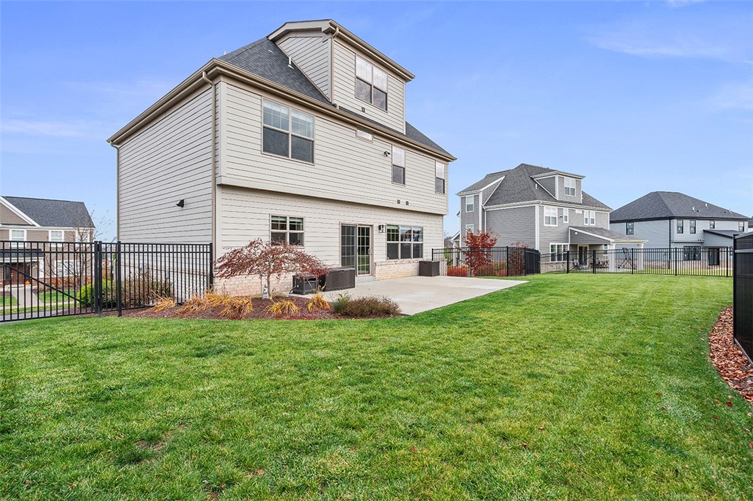 Collier Twp, Pennsylvania, 15205, United States, 4 Bedrooms Bedrooms, ,4 BathroomsBathrooms,Residential,For Sale,1994329