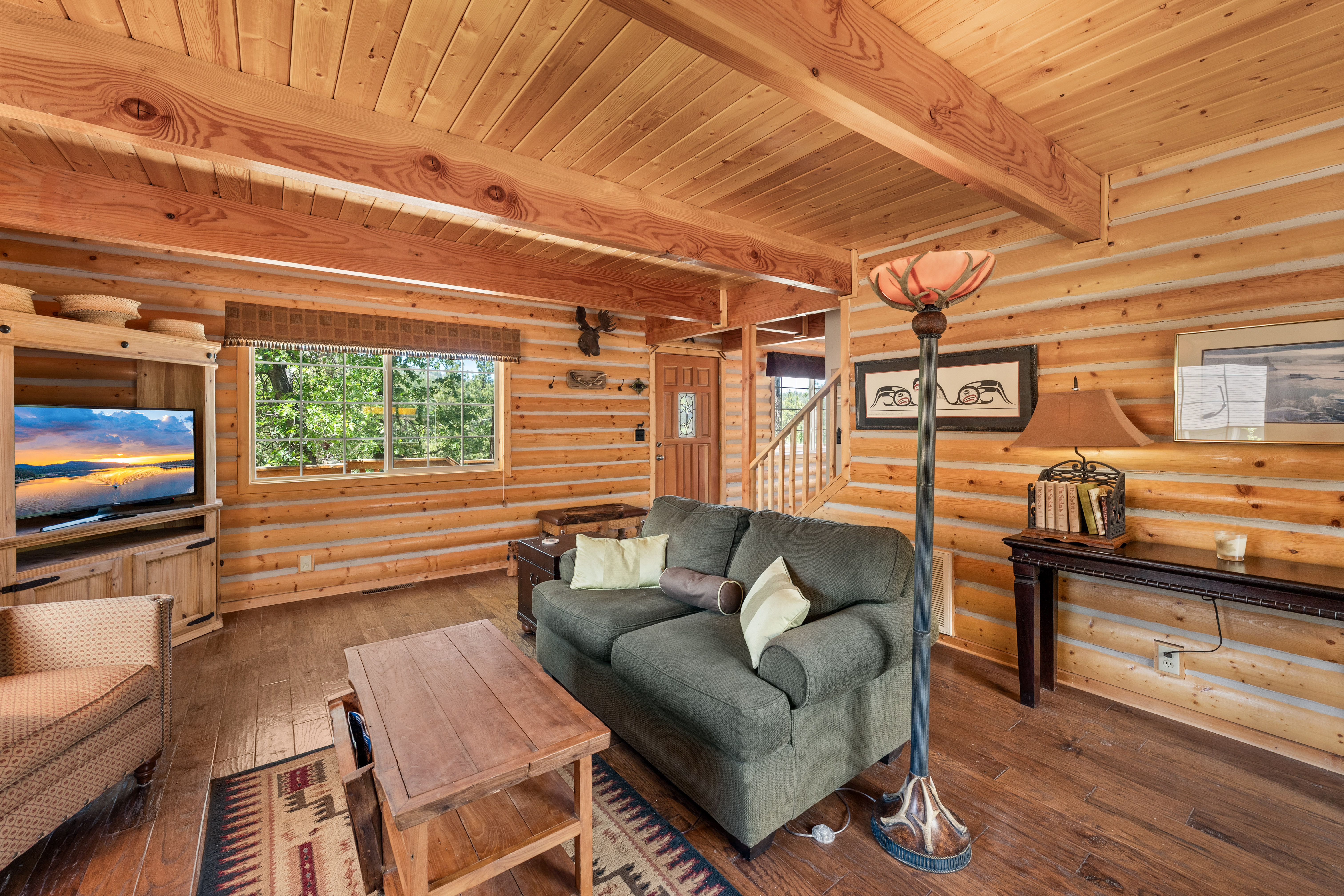  1099 Crags Lane, Fawnskin, CA 92333 - 物件實景