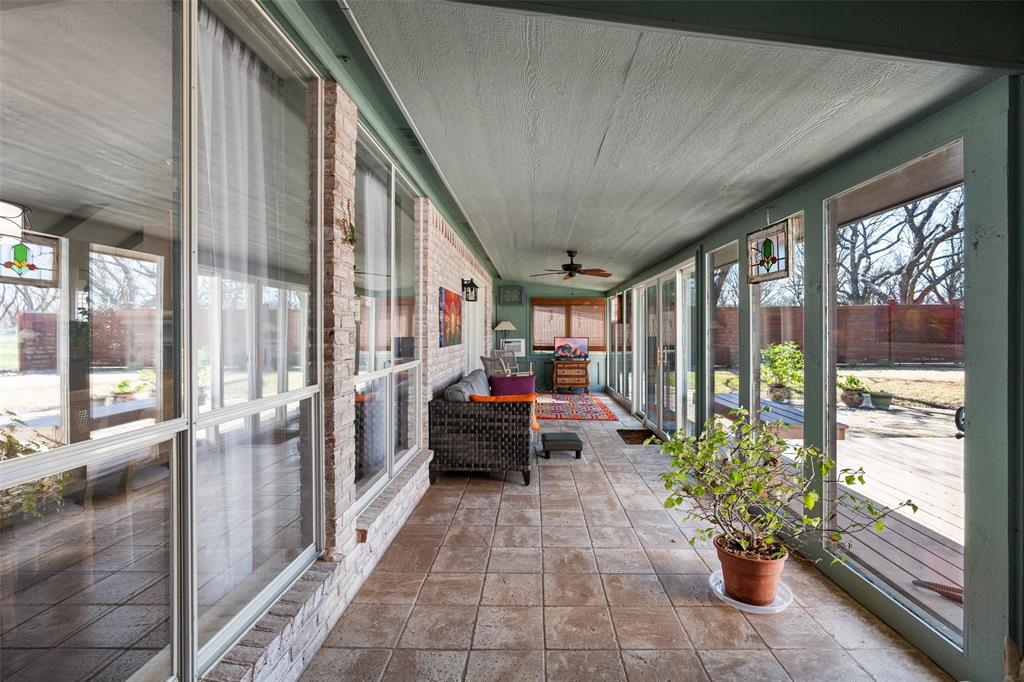 Granbury, Texas, 76049, United States, 4 Bedrooms Bedrooms, ,3 BathroomsBathrooms,Residential,For Sale,2024431