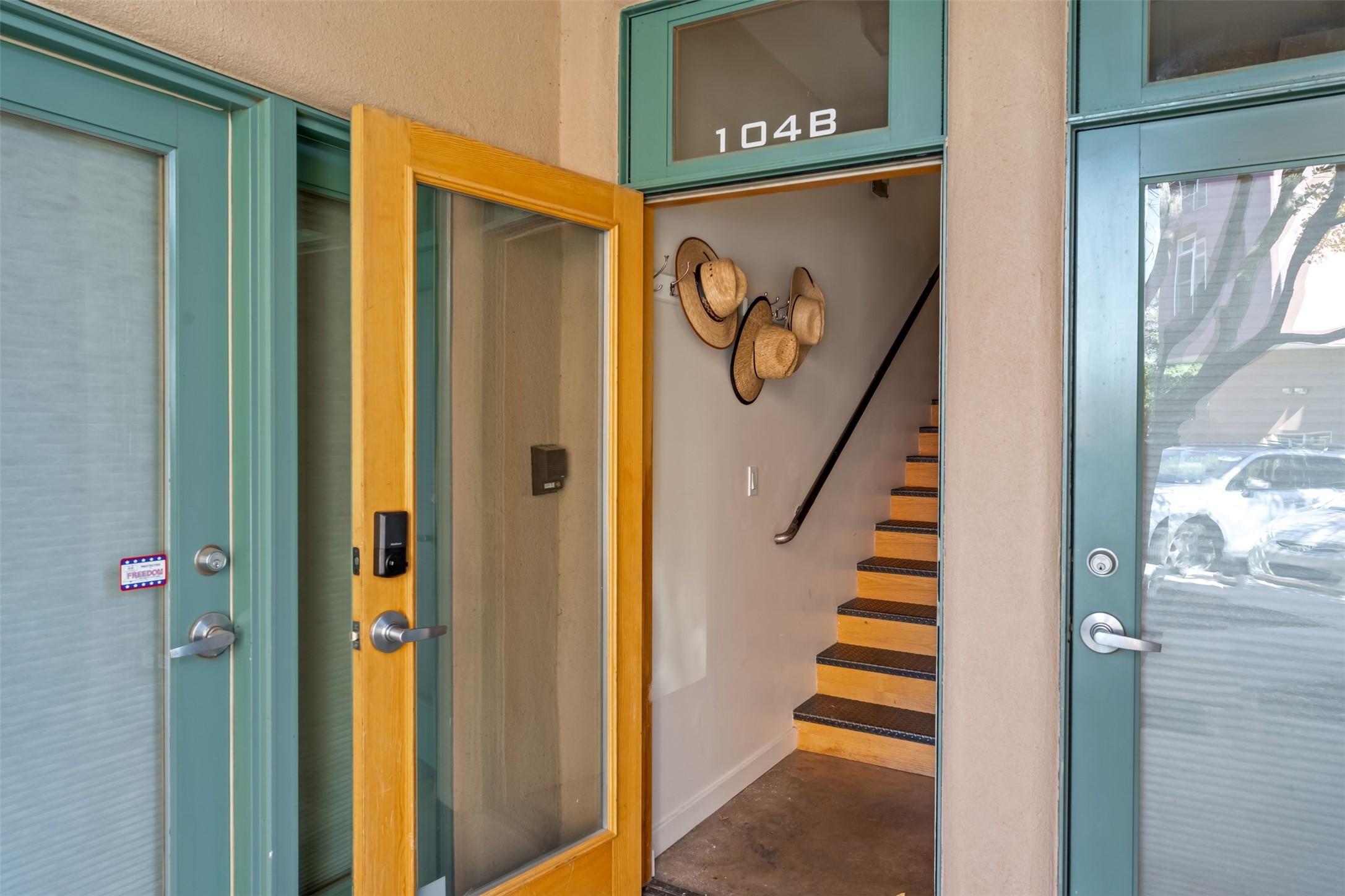 Santa Fe, New Mexico, 87505, United States, 2 Bedrooms Bedrooms, ,2 BathroomsBathrooms,Residential,For Sale,1994705