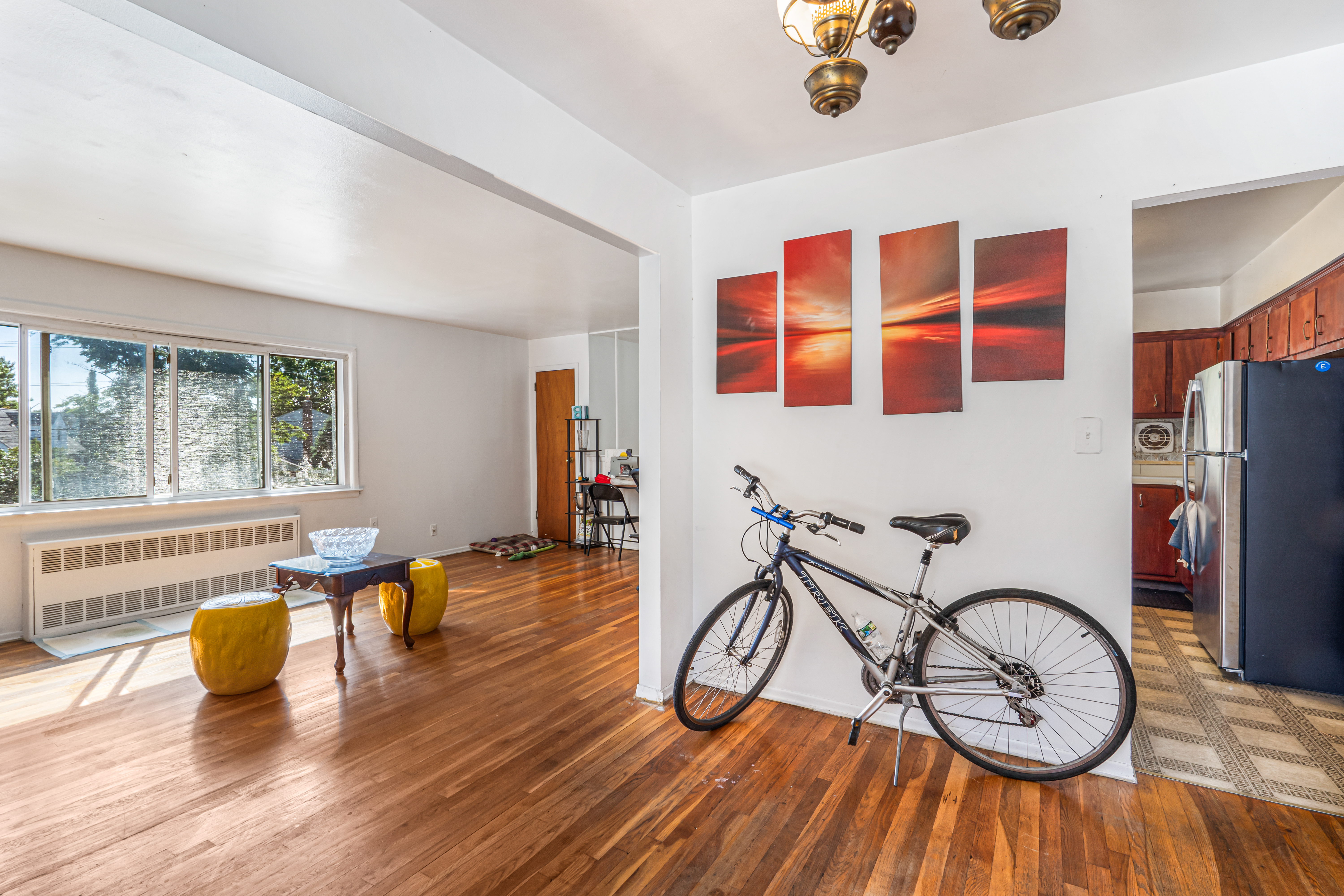  221-51 Braddock Avenue, Queens Village, NY, 11427 - 物件實景