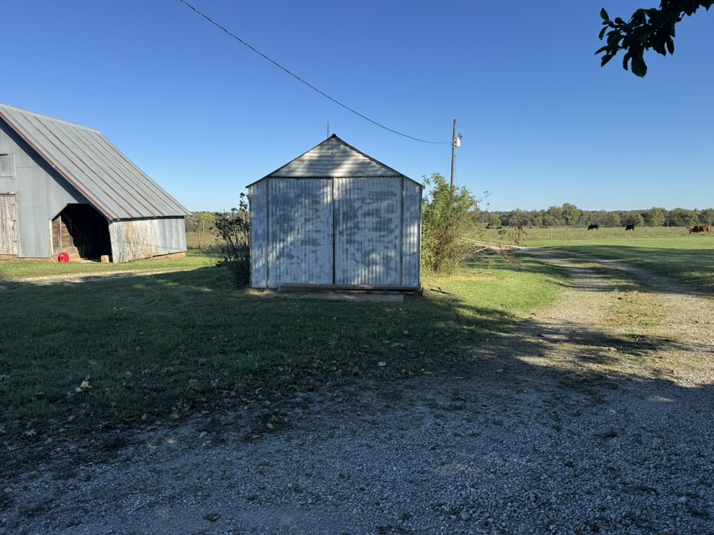 Pierce City, Missouri, 65723, United States, 2 Bedrooms Bedrooms, ,2 BathroomsBathrooms,Residential,For Sale,1987385