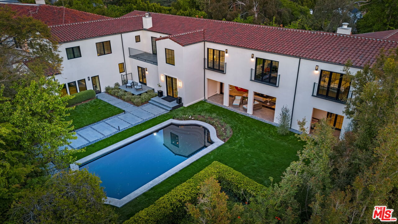 Los Angeles, California, 90077, United States, 5 Bedrooms Bedrooms, ,7 BathroomsBathrooms,Residential,For Sale,1768460
