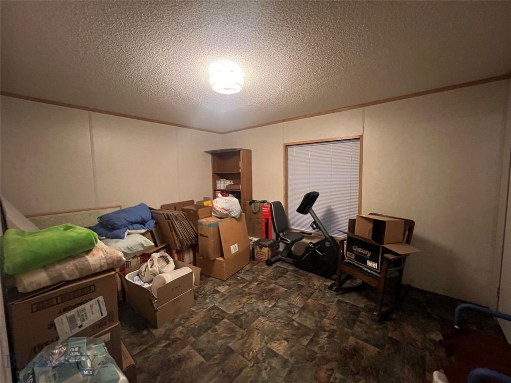 Butte, Montana, 59701, United States, 4 Bedrooms Bedrooms, ,2 BathroomsBathrooms,Residential,For Sale,1882095