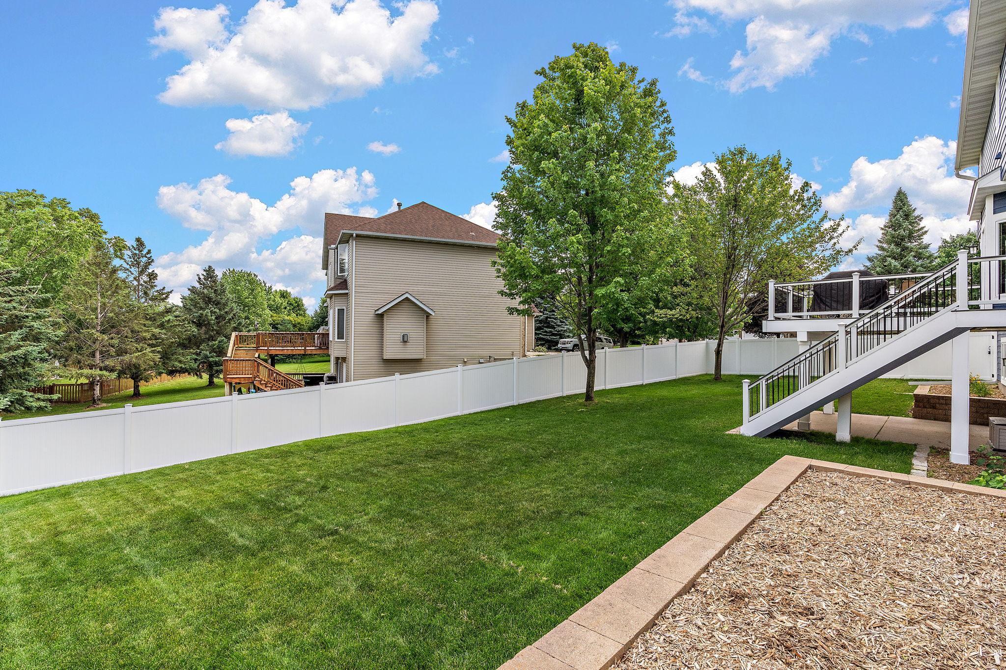 Oakdale, Minnesota, 55128, United States, 4 Bedrooms Bedrooms, ,4 BathroomsBathrooms,Residential,For Sale,1879213