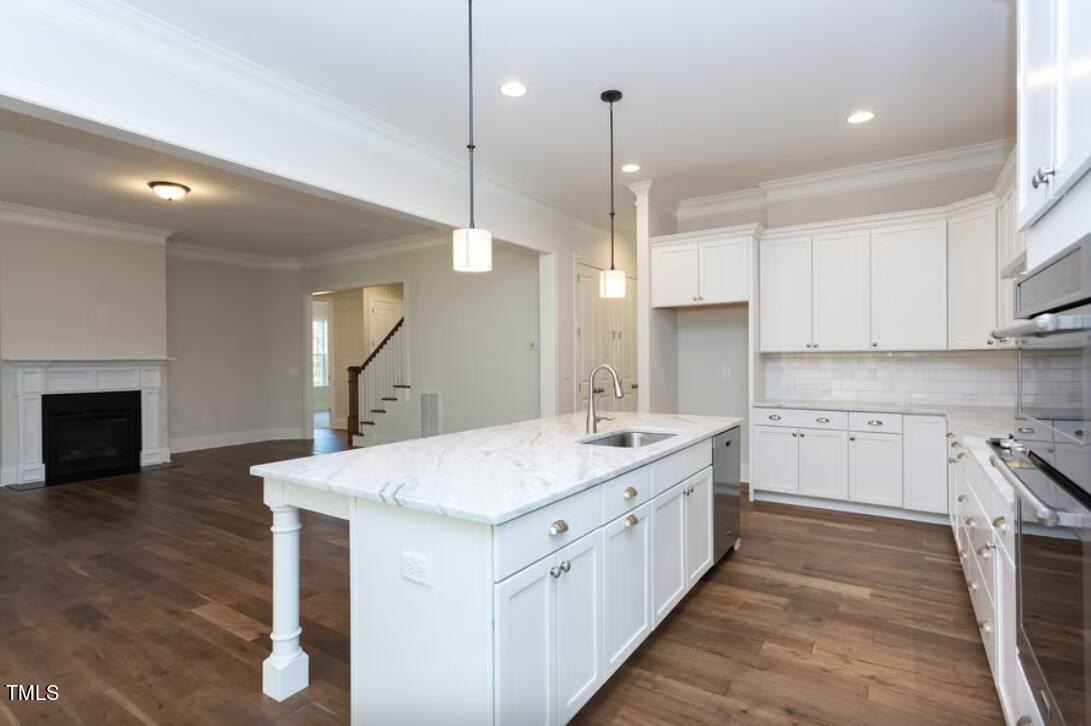 Sanford, North Carolina, 27332, United States, 3 Bedrooms Bedrooms, ,3 BathroomsBathrooms,Residential,For Sale,1936942