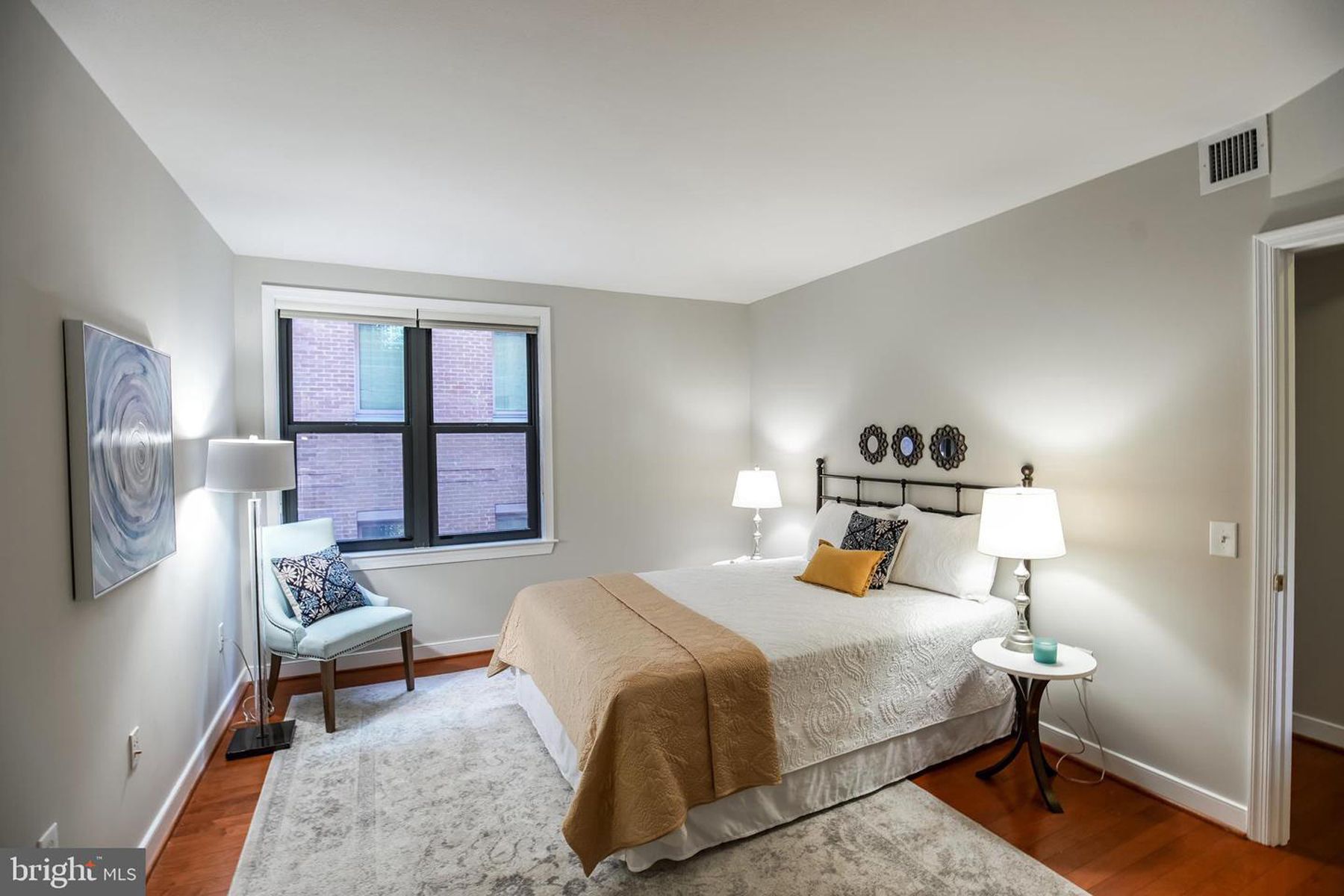  616 E E Street NW, Washington, DC, 20004 - 物件實景