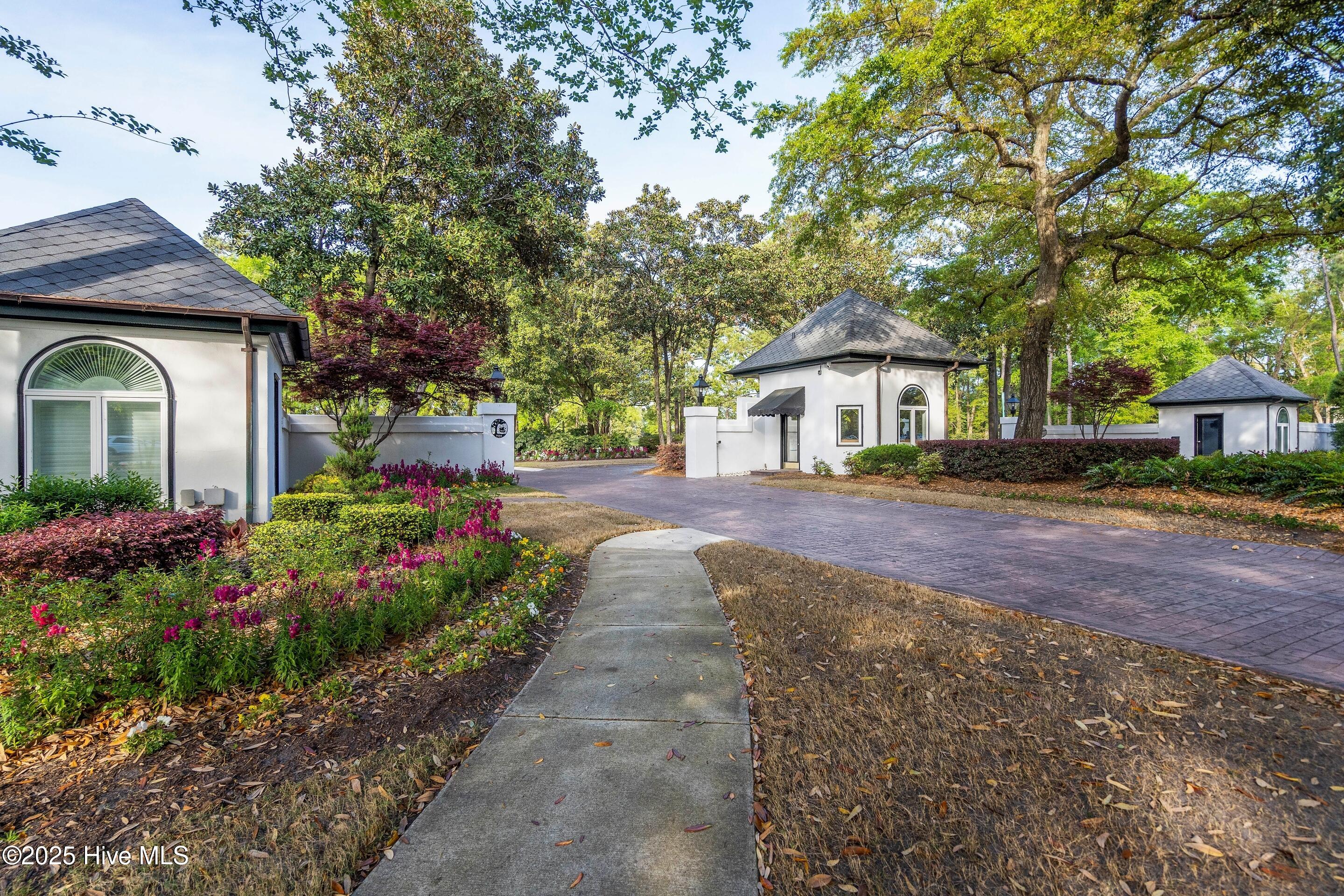 Wilmington, North Carolina, 28405, United States, 3 Bedrooms Bedrooms, ,3 BathroomsBathrooms,Residential,For Sale,1924971
