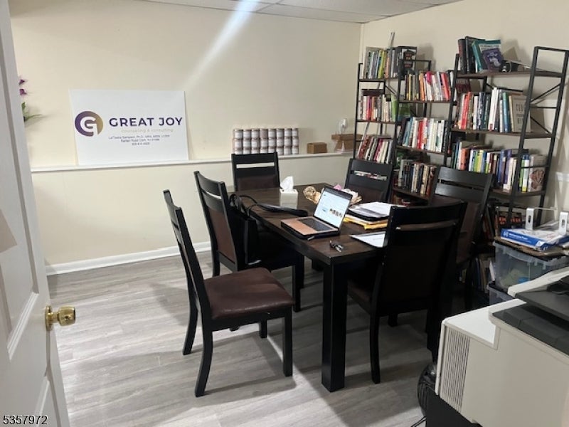 Clark Twp., New Jersey, 07066, United States, 4 Bedrooms Bedrooms, ,3 BathroomsBathrooms,Residential,For Sale,1980988