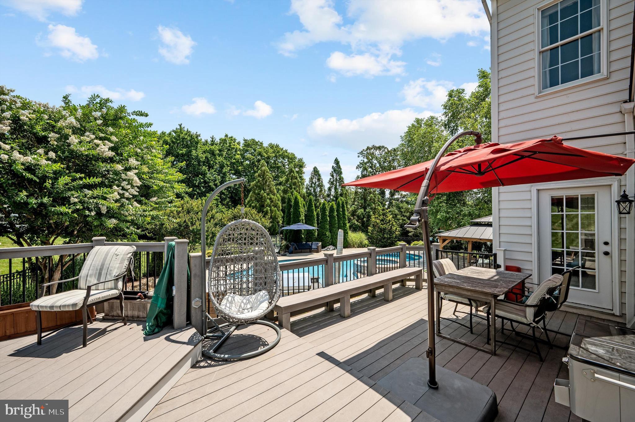 Leesburg, Virginia, 20175, United States, 4 Bedrooms Bedrooms, ,6 BathroomsBathrooms,Residential,For Sale,1975882