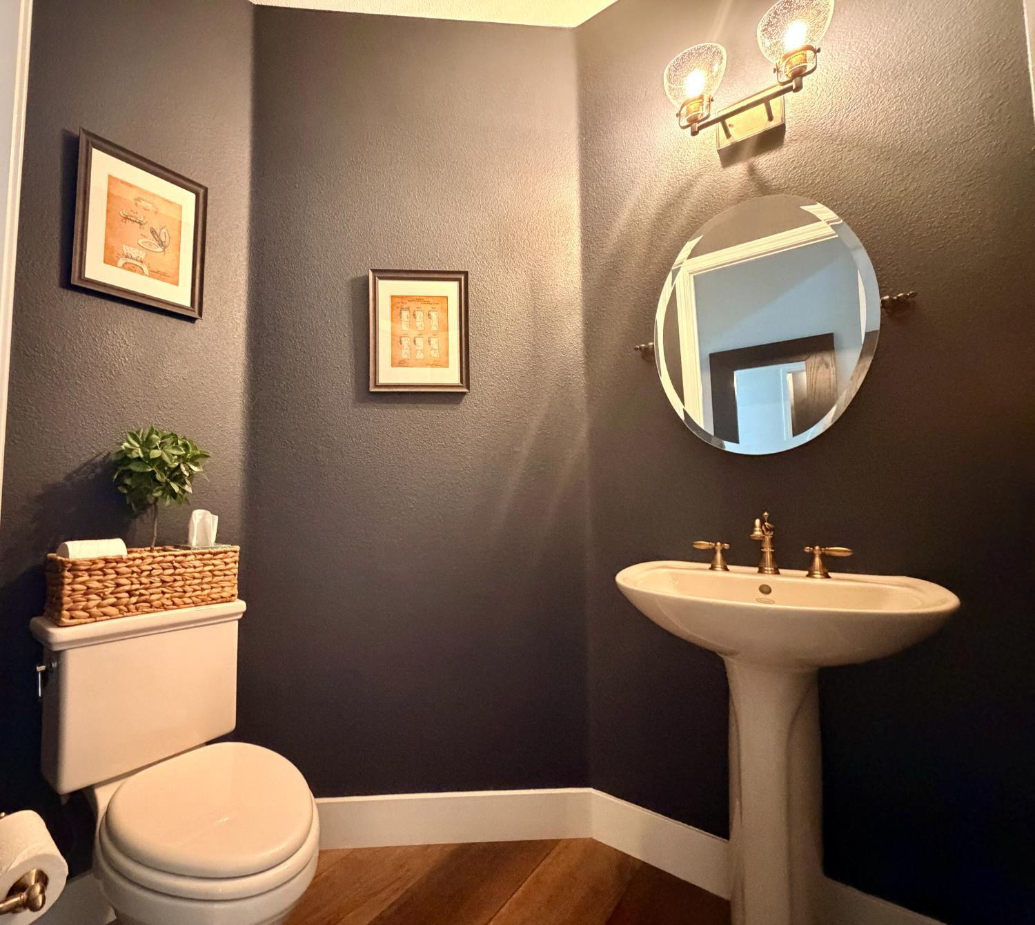 Colfax, California, 95713, United States, 5 Bedrooms Bedrooms, ,3 BathroomsBathrooms,Residential,For Sale,2002832