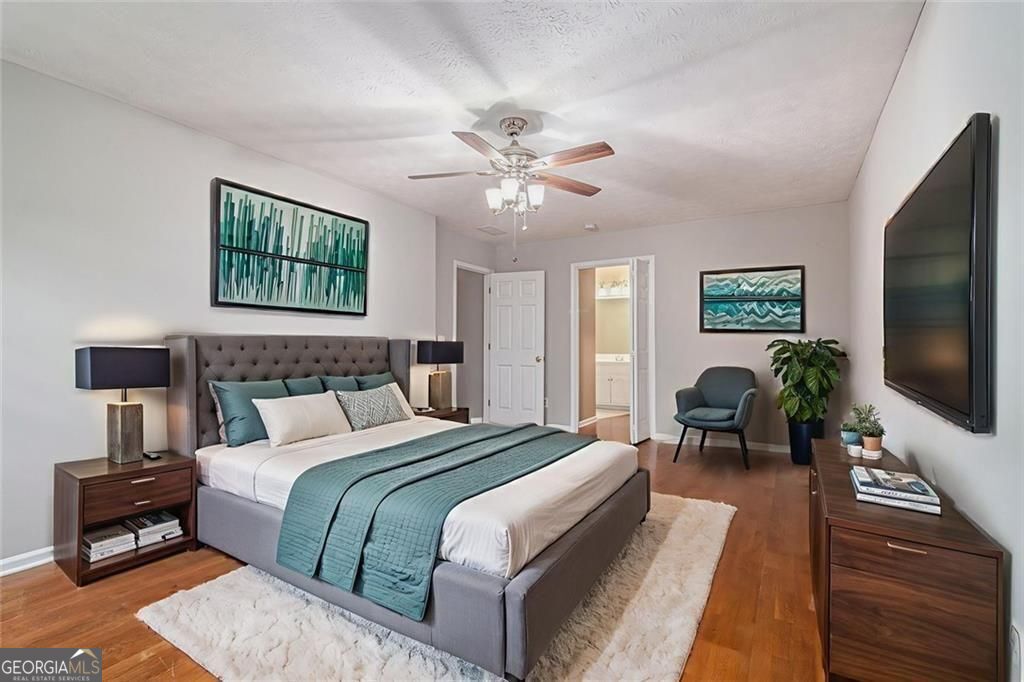 Roswell, Georgia, 30075, United States, 6 Bedrooms Bedrooms, ,4 BathroomsBathrooms,Residential,For Sale,1910371