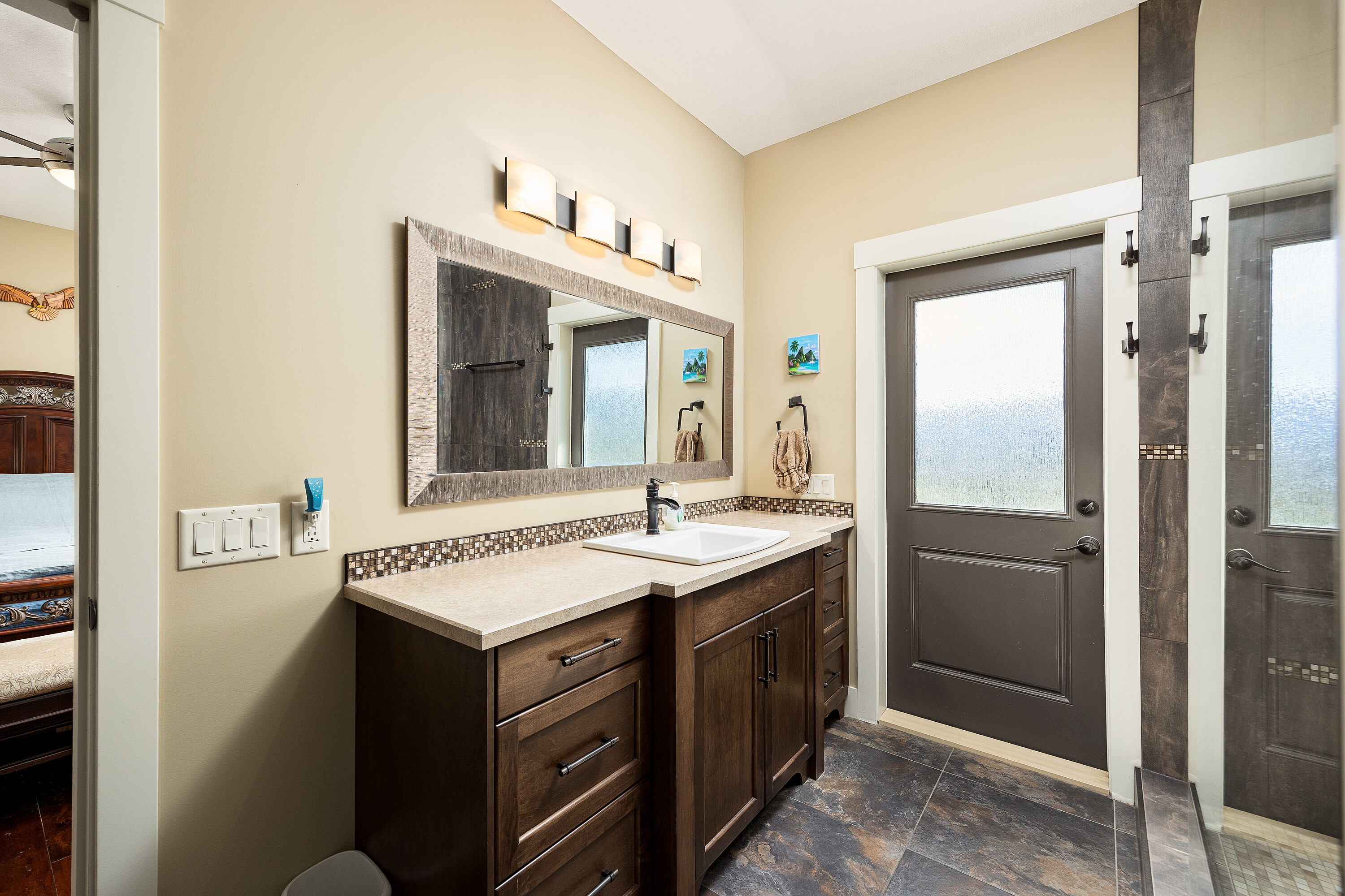  Lakeview Estate - 物件實景