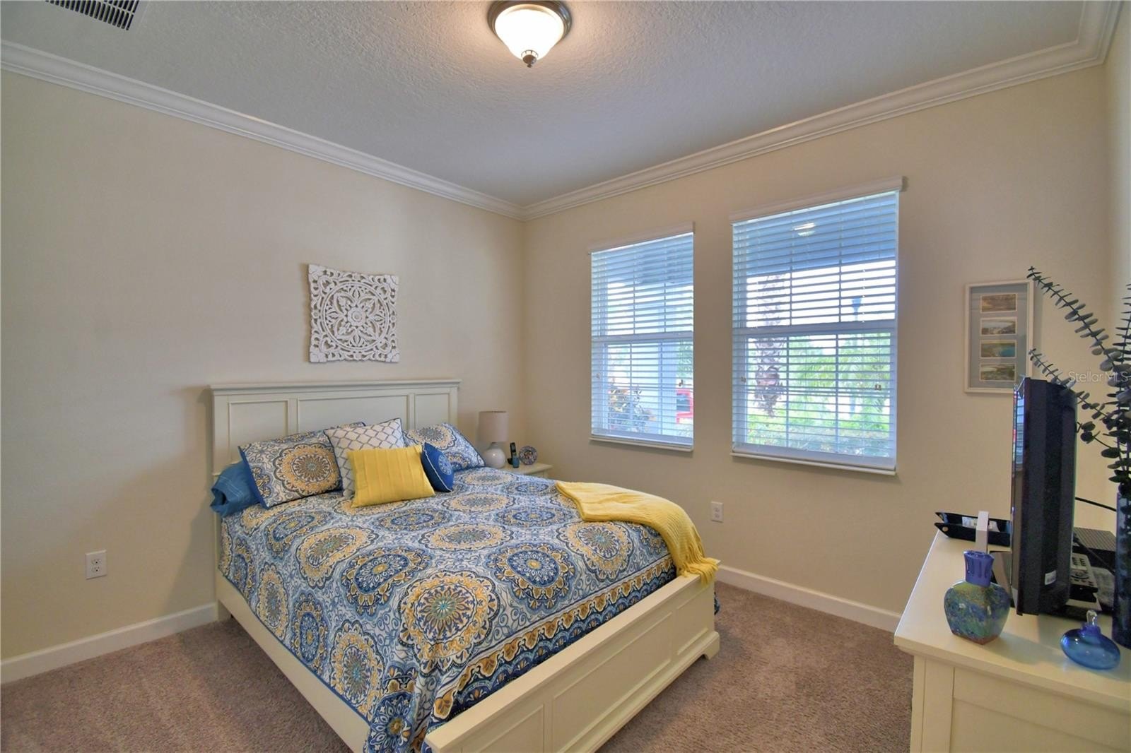 DAVENPORT, Florida, 33896, United States, 5 Bedrooms Bedrooms, ,3 BathroomsBathrooms,Residential,For Sale,1878806
