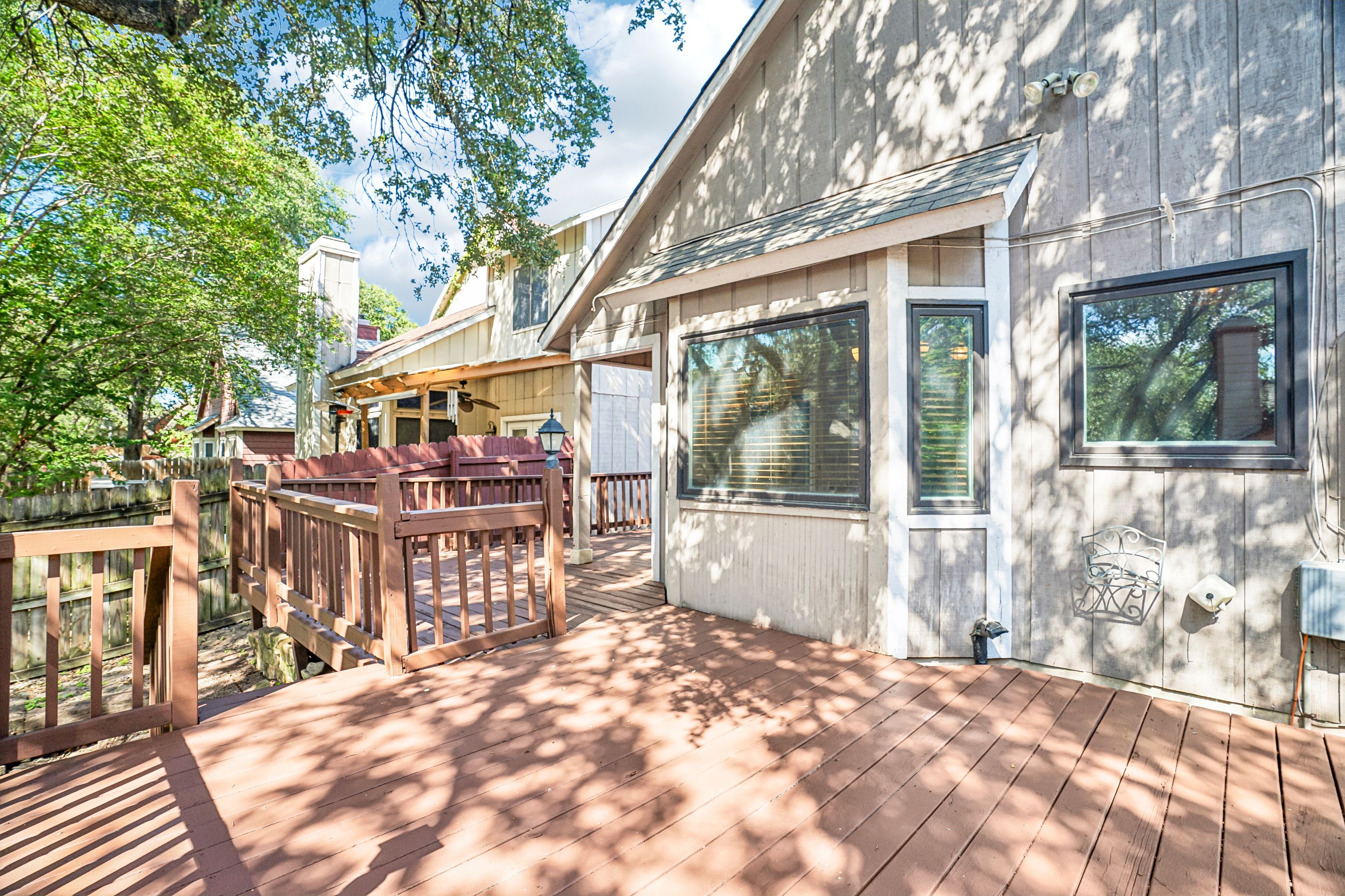  One-Story Charm in Hidden Oaks - 物件實景