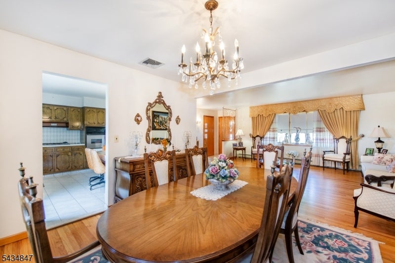 Woodland Park, New Jersey, 07424, United States, 3 Bedrooms Bedrooms, ,3 BathroomsBathrooms,Residential,For Sale,2048674