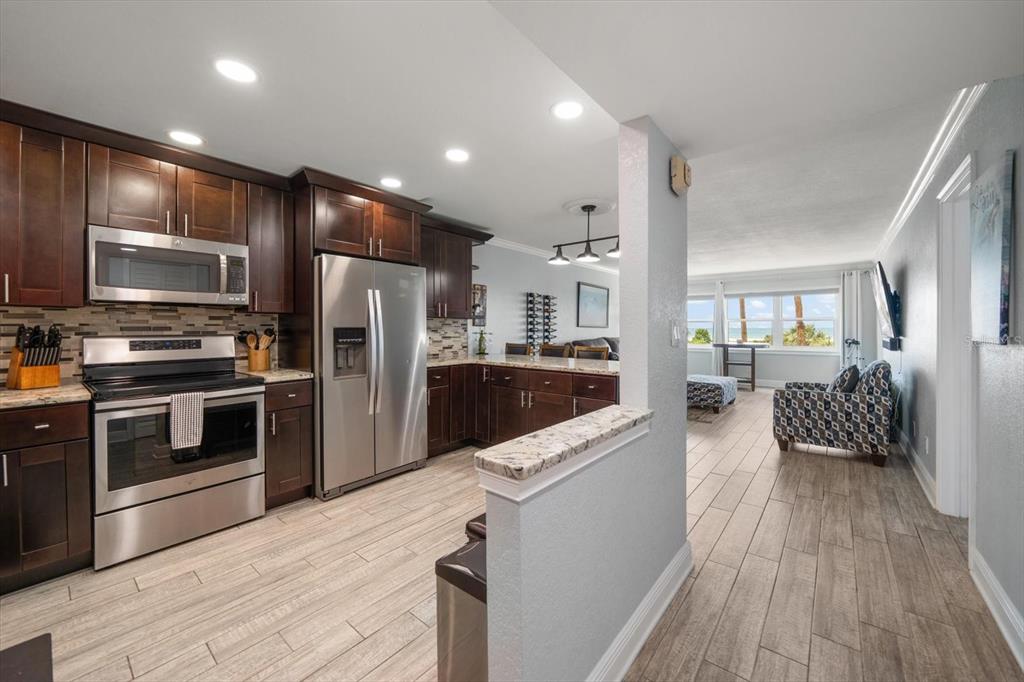 Clearwater, Florida, 33767, United States, 1 Bedroom Bedrooms, ,2 BathroomsBathrooms,Residential,For Sale,1849929