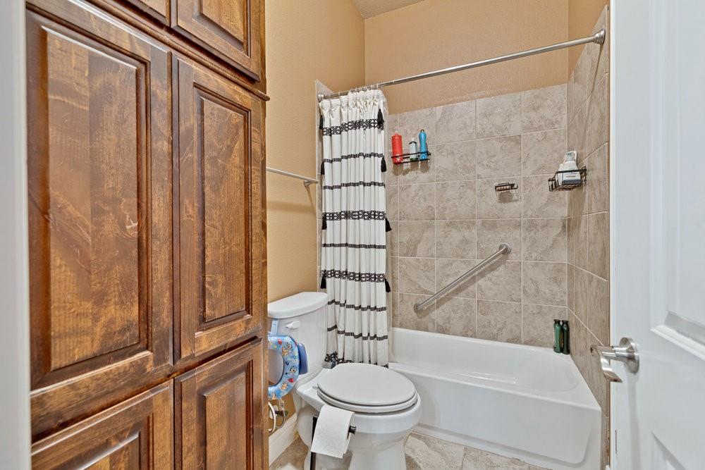 Cross Roads, Texas, 76227, United States, 4 Bedrooms Bedrooms, ,4 BathroomsBathrooms,Residential,For Sale,1902965