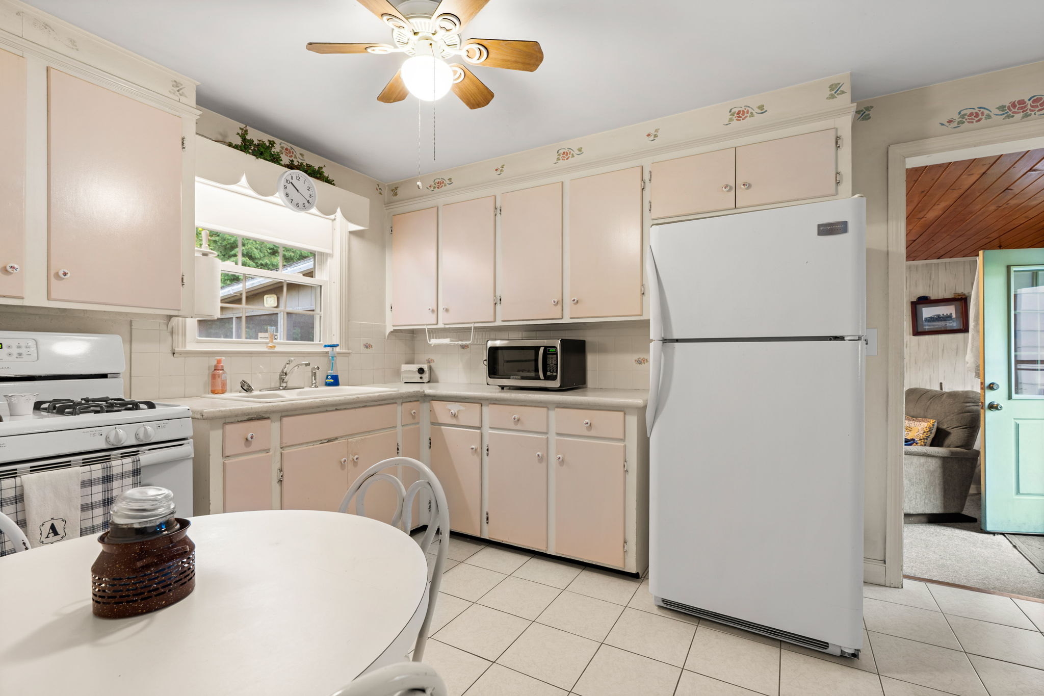  187 Havilah St, Lowell, MA, 01852 - 物件實景