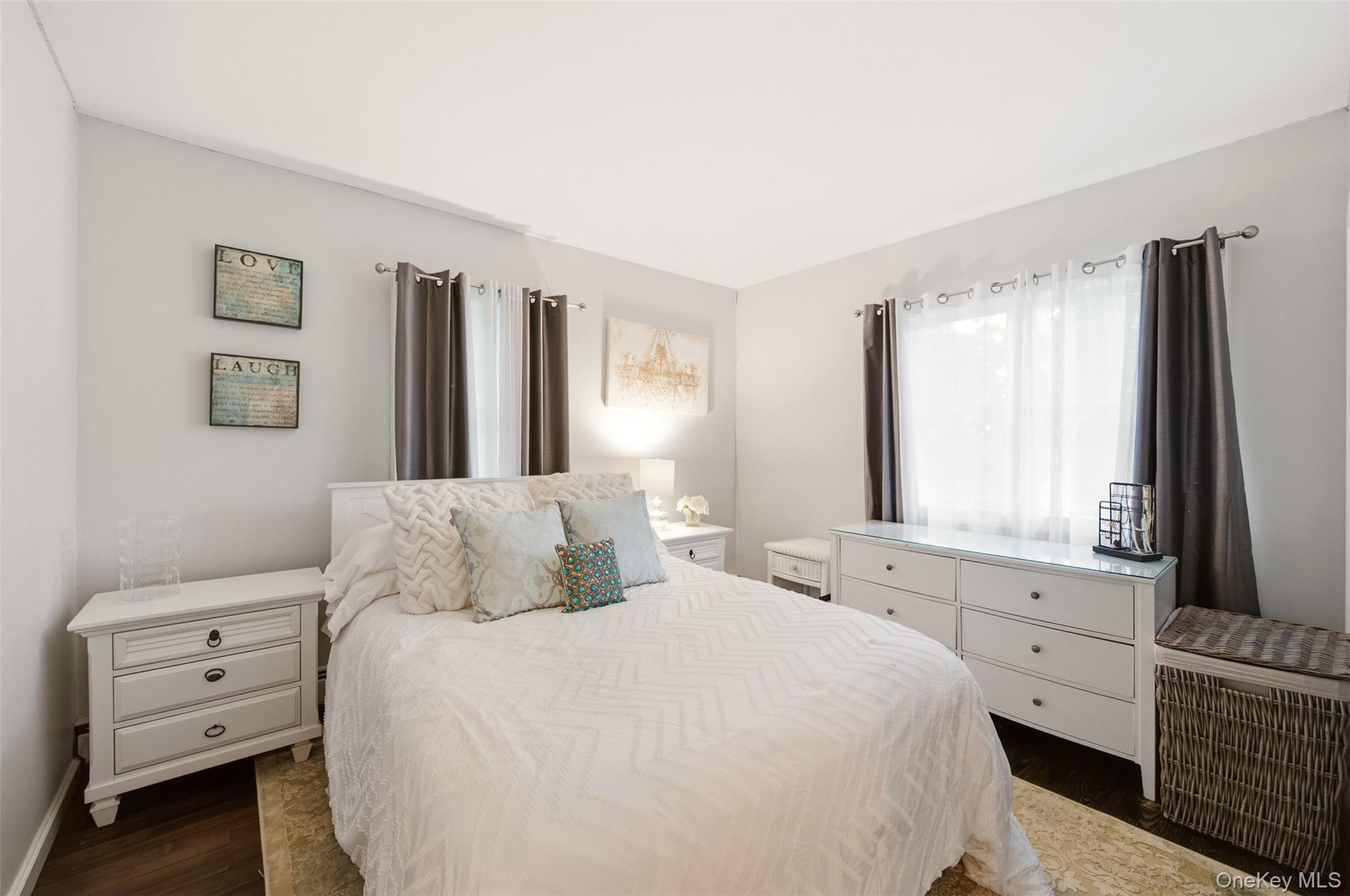  863 Lake Road, Huntington, NY, 11743 - 物件實景