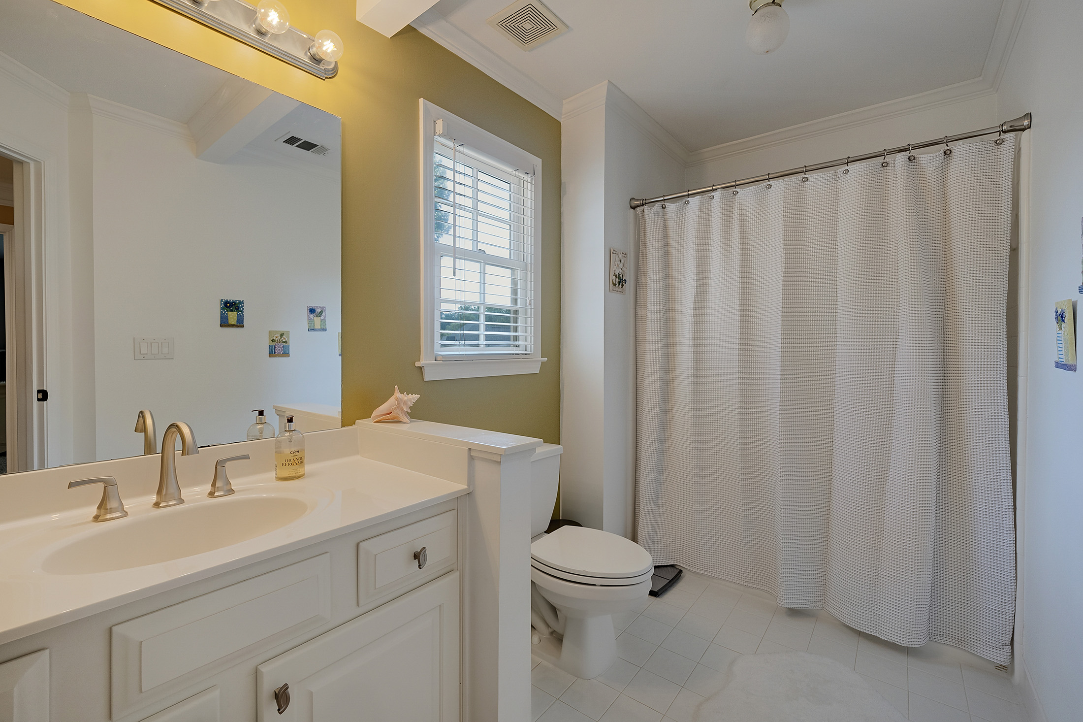  Beautifully Updated and Well Maintained Home in the Heart of East Cobb - 物件實景