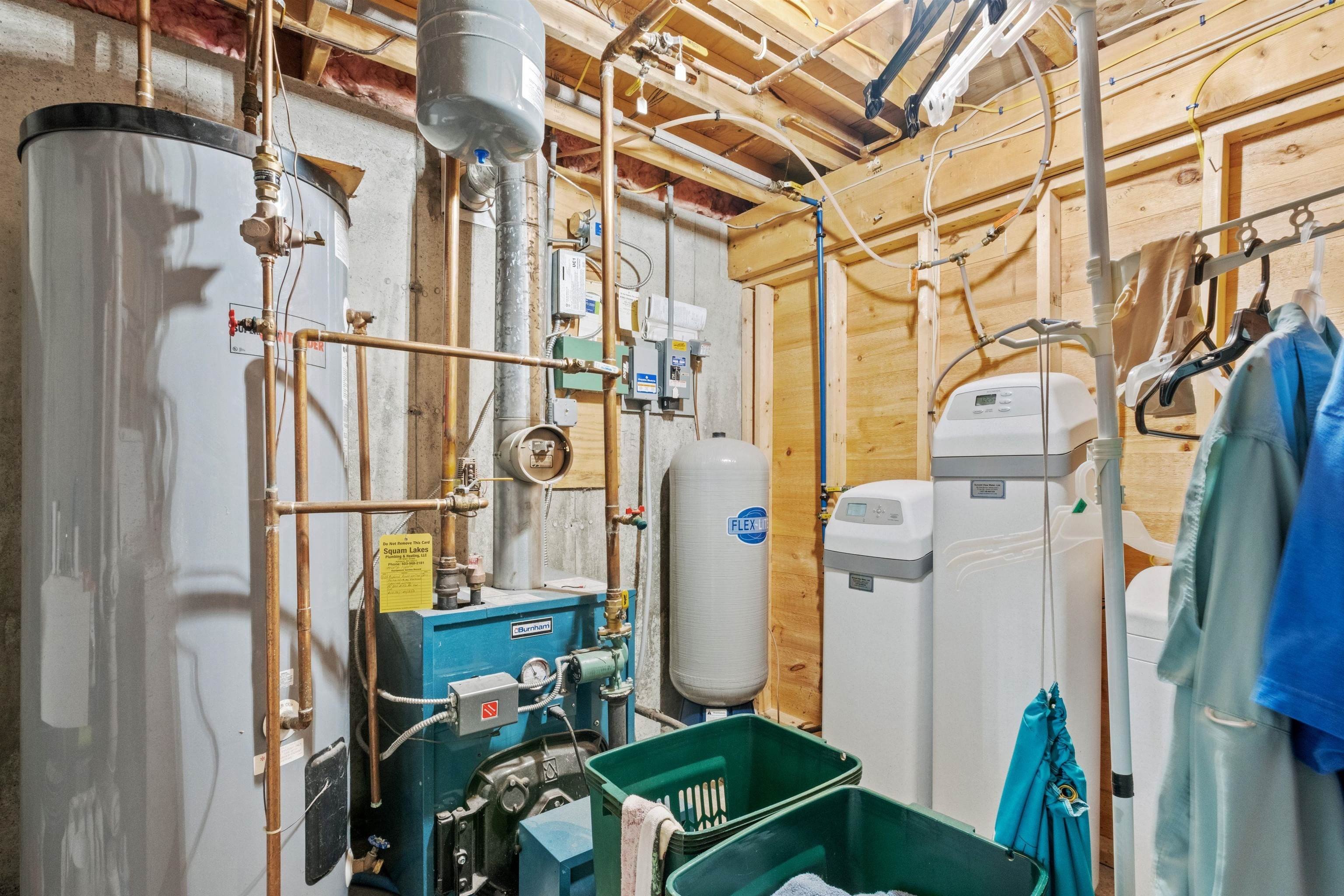 Thornton, New Hampshire, 03285, United States, 3 Bedrooms Bedrooms, ,1 BathroomBathrooms,Residential,For Sale,1974699