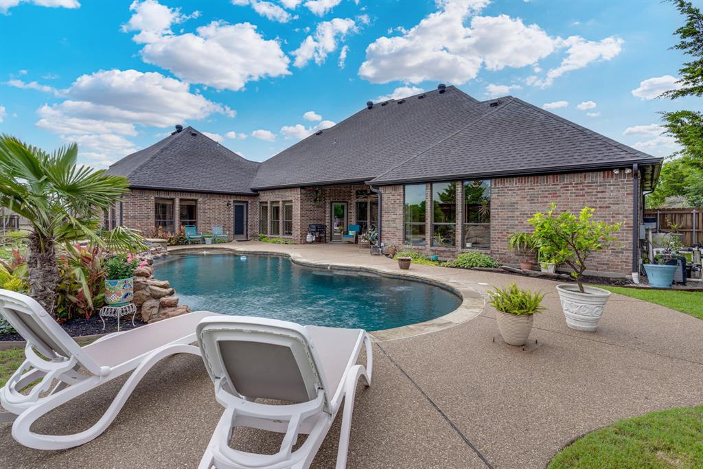 Midlothian, Texas, 76065, United States, 4 Bedrooms Bedrooms, ,4 BathroomsBathrooms,Residential,For Sale,1931685