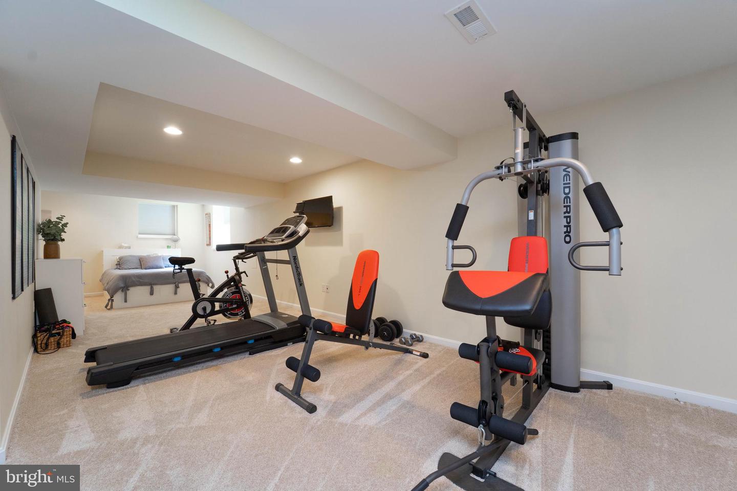 Annapolis, Maryland, 21403, United States, 4 Bedrooms Bedrooms, ,3 BathroomsBathrooms,Residential,For Sale,1988002