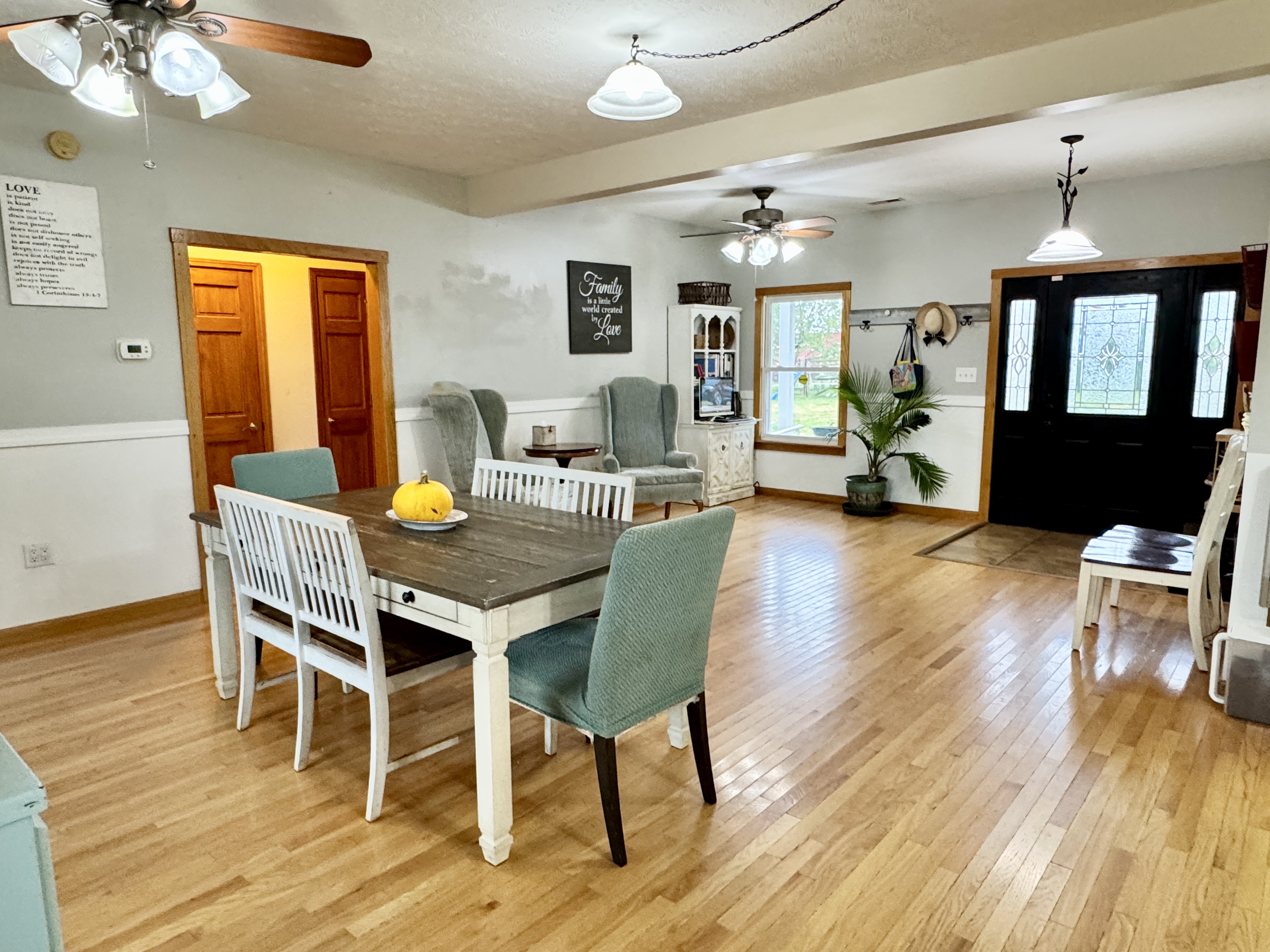 Hillsboro, Kentucky, 41049, United States, 3 Bedrooms Bedrooms, ,3 BathroomsBathrooms,Residential,For Sale,1984101