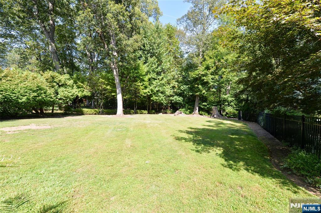 Wyckoff, New Jersey, 07481, United States, 4 Bedrooms Bedrooms, ,3 BathroomsBathrooms,Residential,For Sale,1950847
