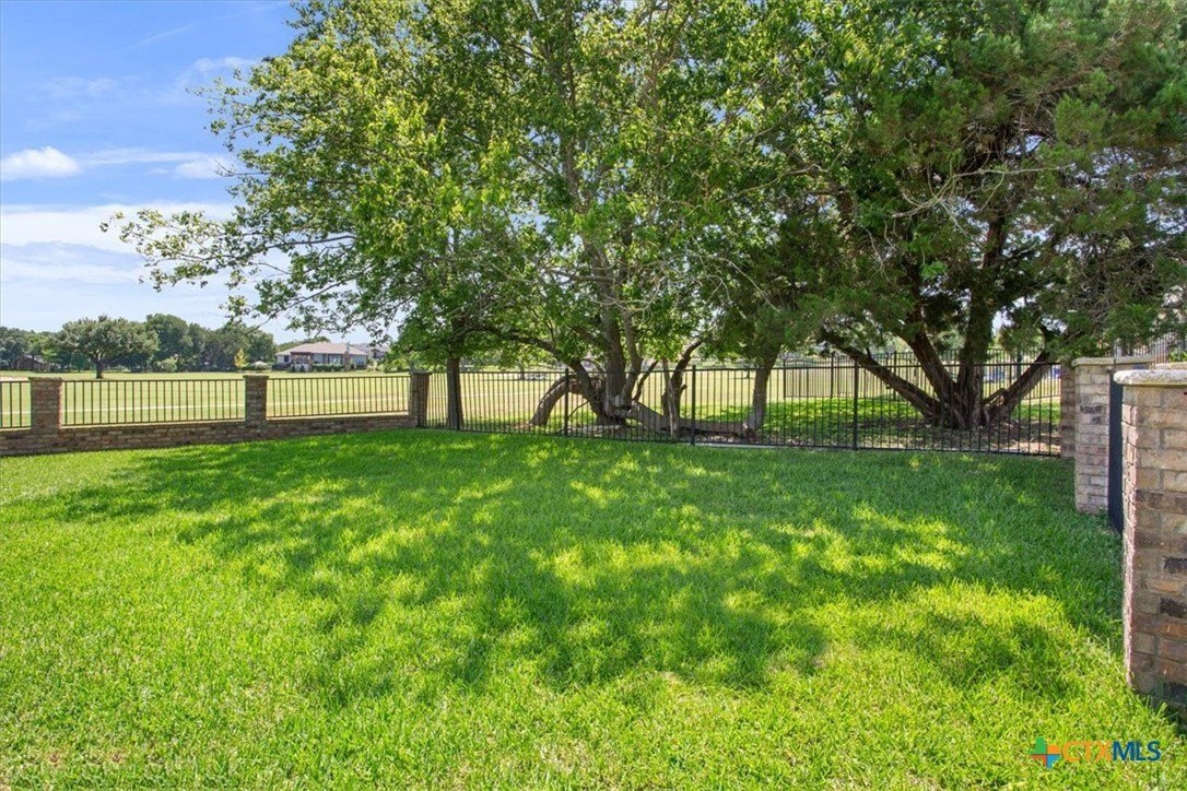 Salado, Texas, 76571, United States, 3 Bedrooms Bedrooms, ,3 BathroomsBathrooms,Residential,For Sale,1976065