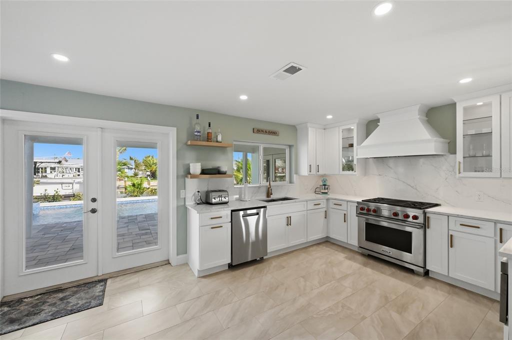 Holmes Beach, Florida, 34217, United States, 2 Bedrooms Bedrooms, ,2 BathroomsBathrooms,Residential,For Sale,2003450