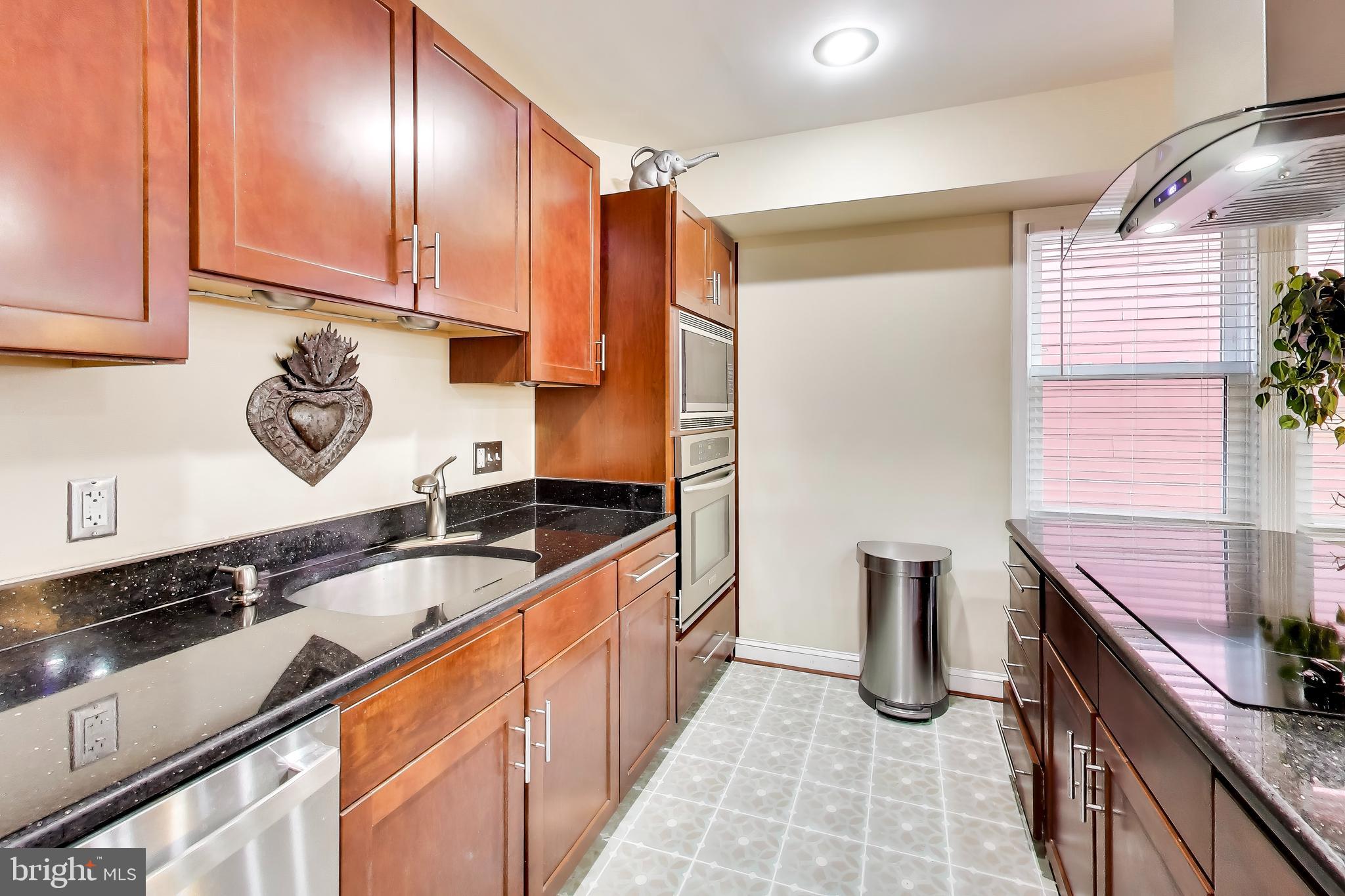 Washington, District of Columbia, 20010, United States, 2 Bedrooms Bedrooms, ,2 BathroomsBathrooms,Residential,For Sale,1974209