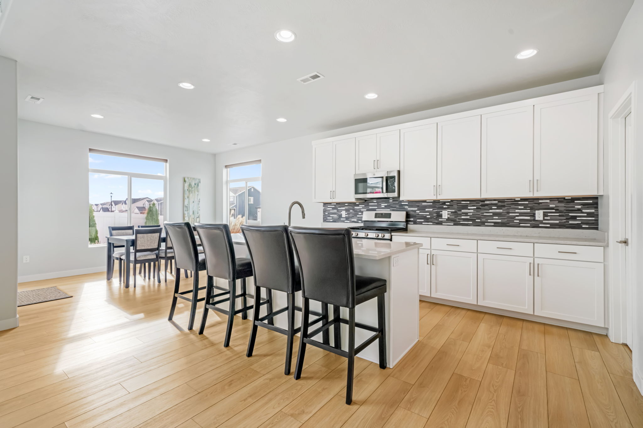 American Fork, Utah, 84003, United States, 3 Bedrooms Bedrooms, ,Residential,For Sale,1998734