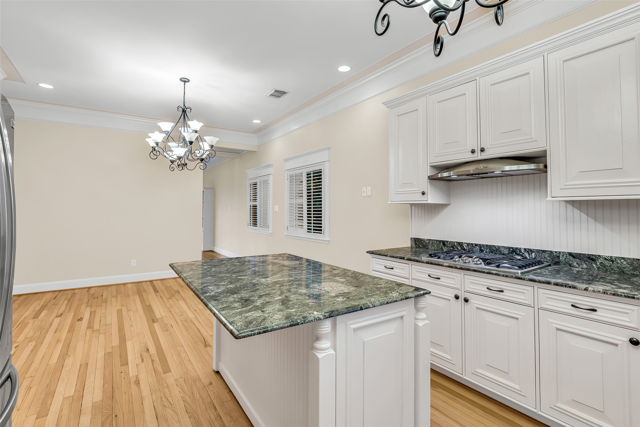  3201 White Oak Drive - 物件實景