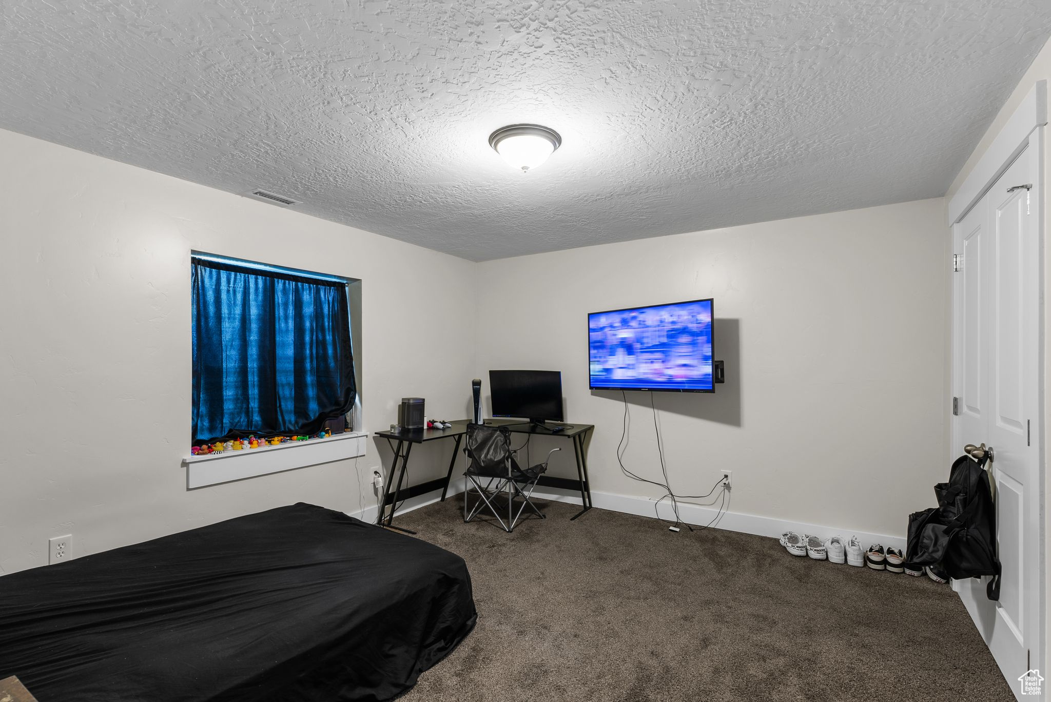 Tooele, Utah, 84074, United States, 5 Bedrooms Bedrooms, ,3 BathroomsBathrooms,Residential,For Sale,1907581