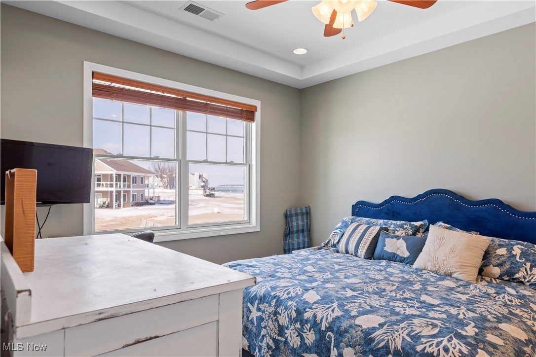 Port Clinton, Ohio, 43452, United States, 2 Bedrooms Bedrooms, ,2 BathroomsBathrooms,Residential,For Sale,2011320