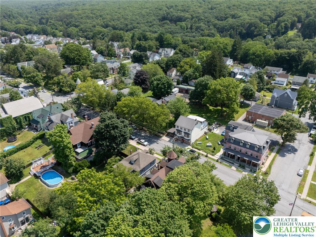 Jim Thorpe Boro, Pennsylvania, 18229, United States, 7 Bedrooms Bedrooms, ,3 BathroomsBathrooms,Residential,For Sale,1903669