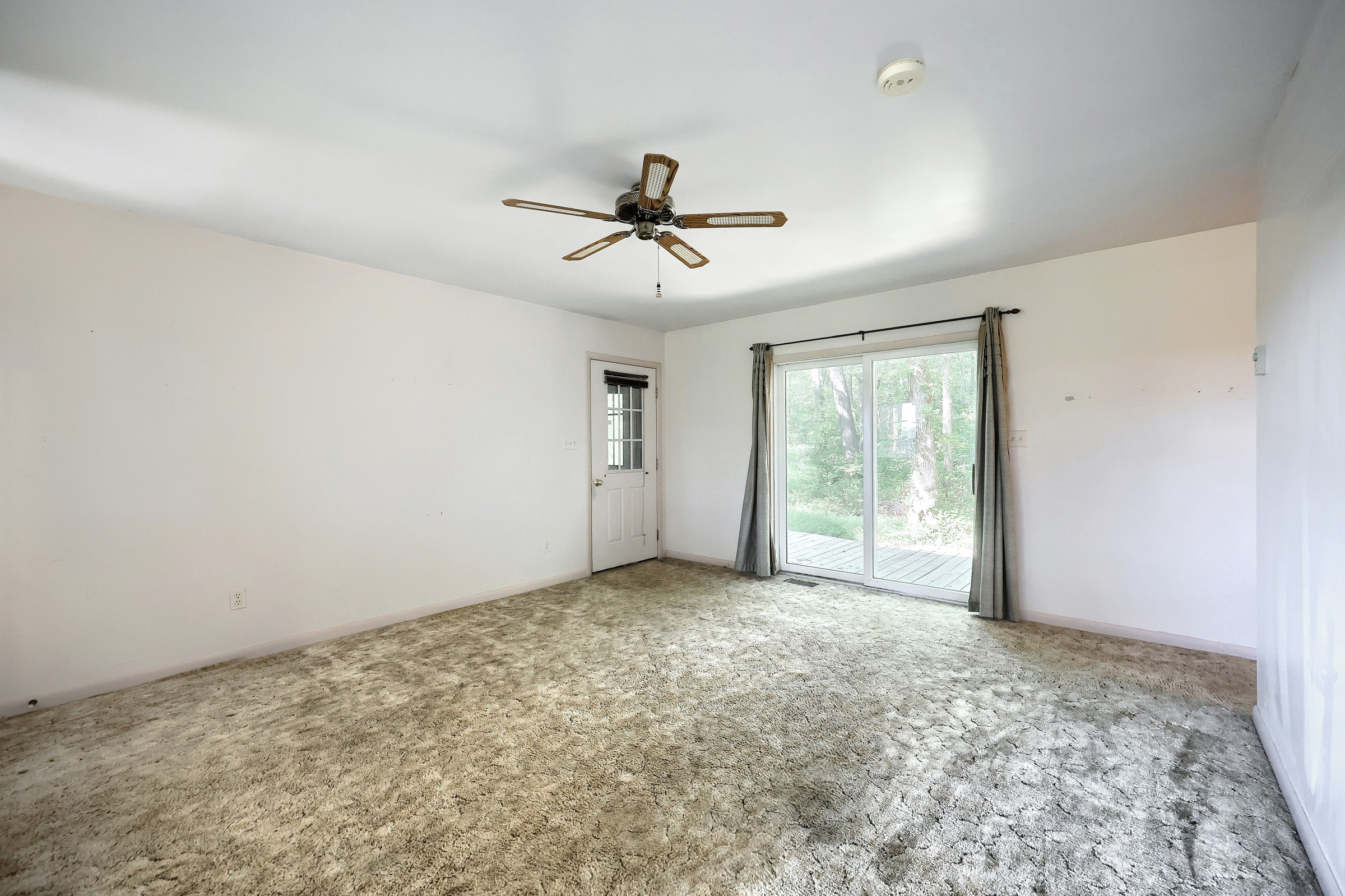 Felton, Pennsylvania, 17322, United States, 4 Bedrooms Bedrooms, ,2 BathroomsBathrooms,Residential,For Sale,1977692