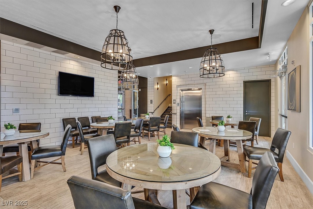 Henderson, Nevada, 89011, United States, 3 Bedrooms Bedrooms, ,2 BathroomsBathrooms,Residential,For Sale,1972737