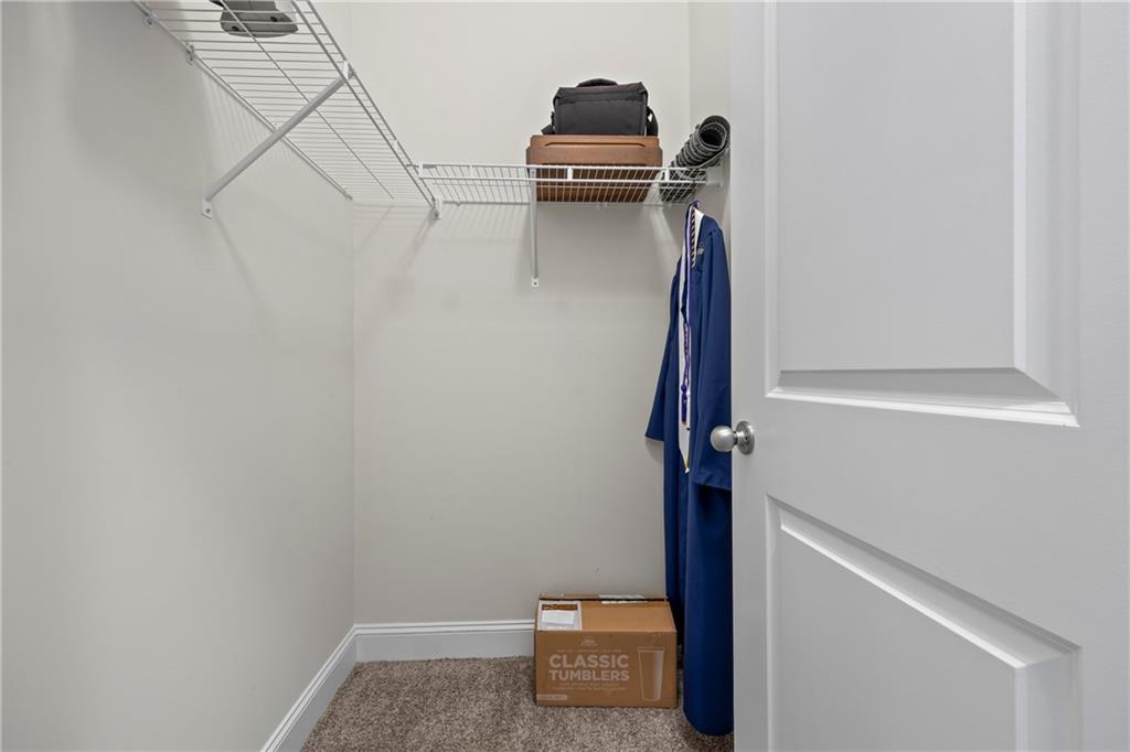 Cumming, Georgia, 30028, United States, 5 Bedrooms Bedrooms, ,4 BathroomsBathrooms,Residential,For Sale,1976985