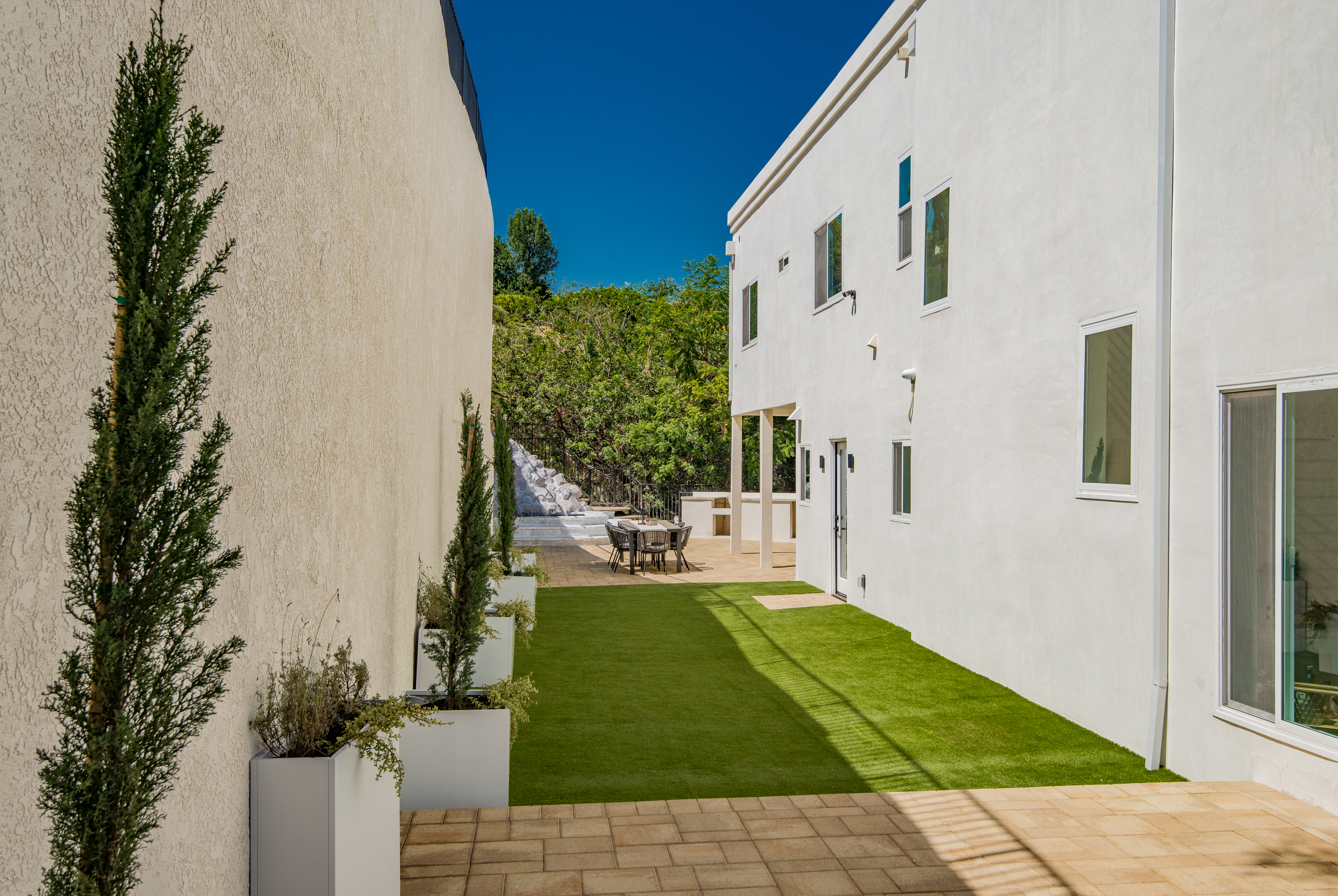 4211   Nogales Dr - 物件實景
