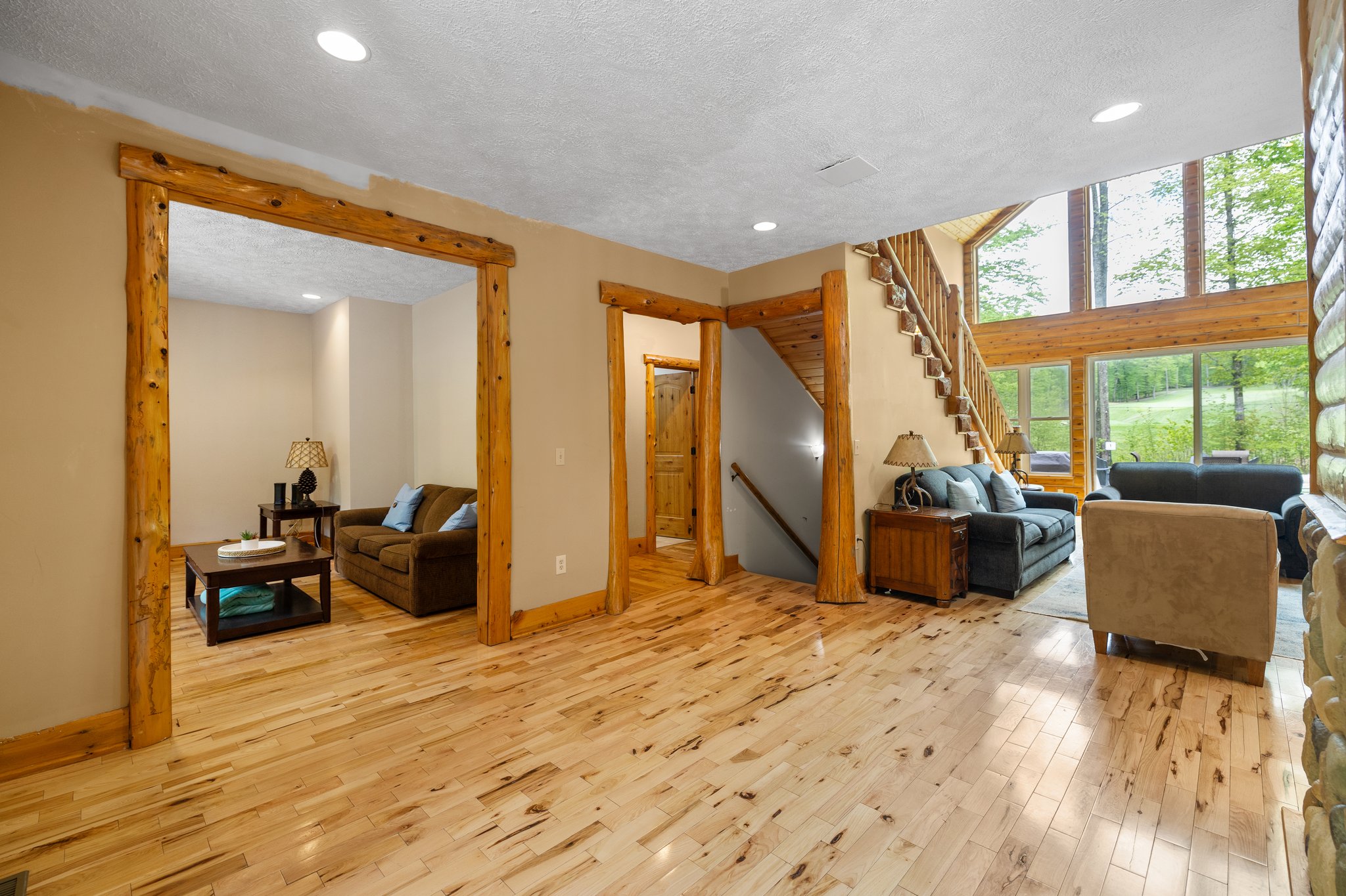 Bellaire, Michigan, 49615, United States, 5 Bedrooms Bedrooms, ,4 BathroomsBathrooms,Residential,For Sale,1826987