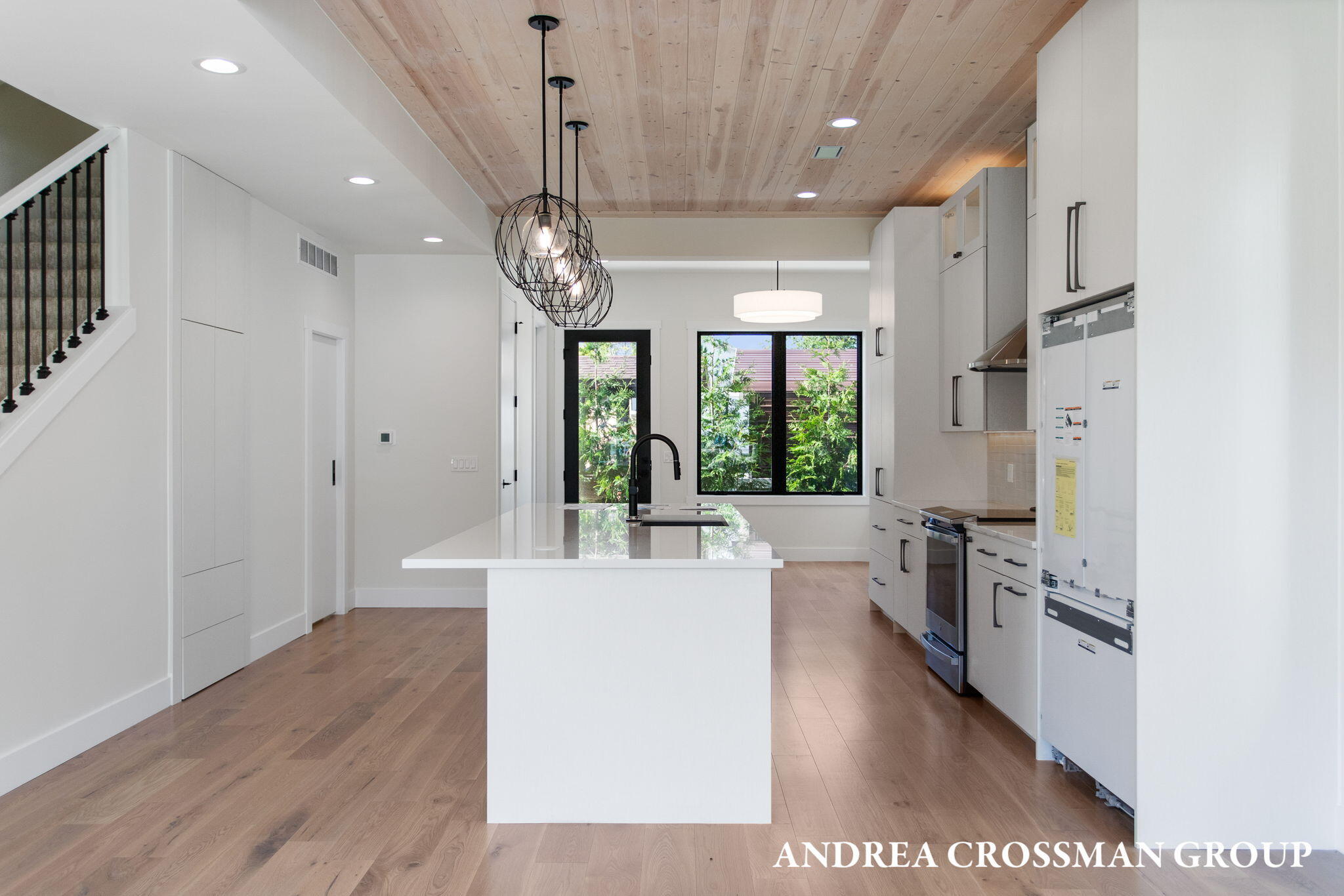 South Haven, Michigan, 49090, United States, 3 Bedrooms Bedrooms, ,3 BathroomsBathrooms,Residential,For Sale,1987512