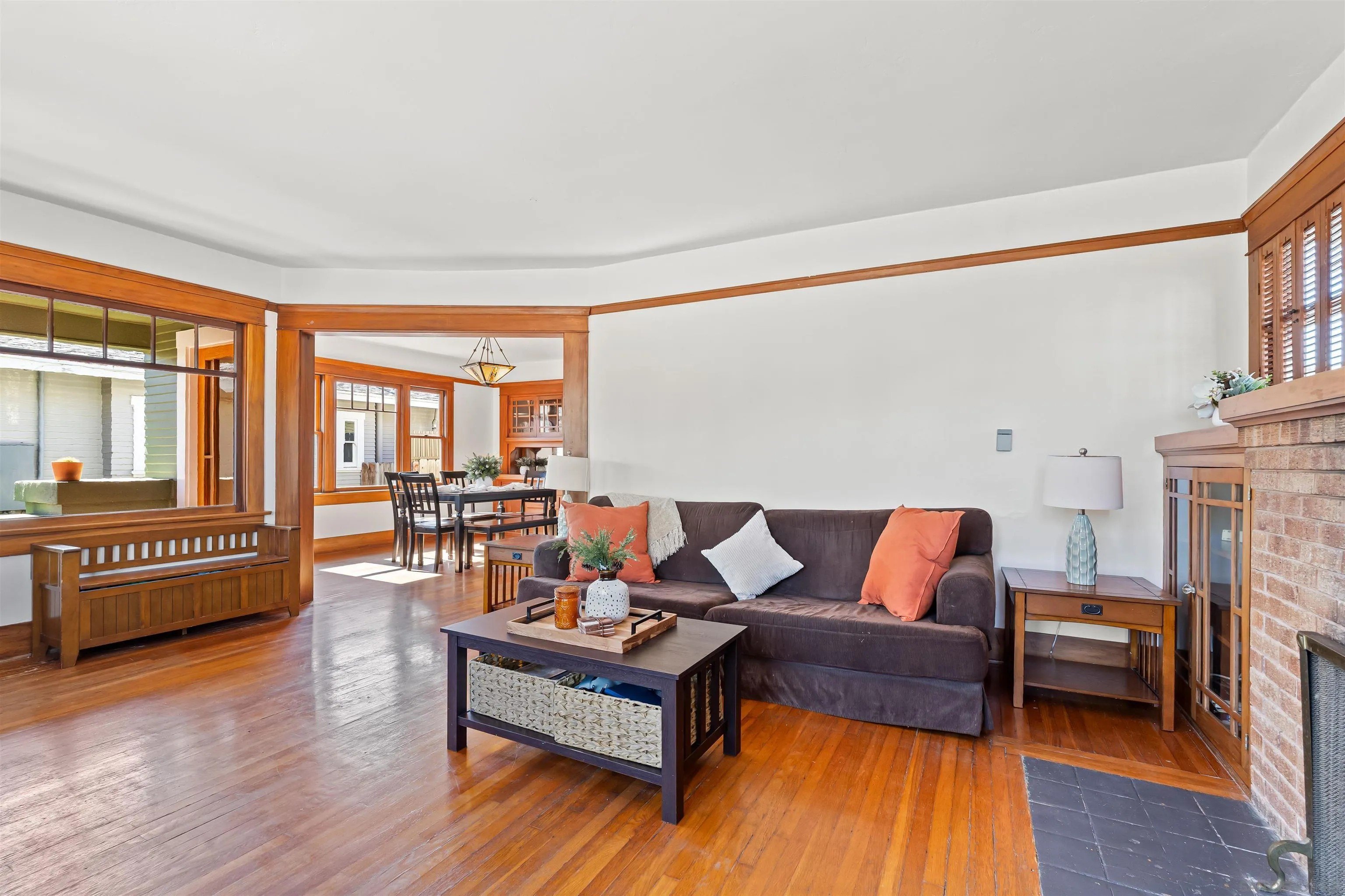 San Diego, California, 92103, United States, 2 Bedrooms Bedrooms, ,1 BathroomBathrooms,Residential,For Sale,1991109