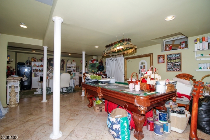 Vernon Twp., New Jersey, 07461-4534, United States, 5 Bedrooms Bedrooms, ,3 BathroomsBathrooms,Residential,For Sale,1977307