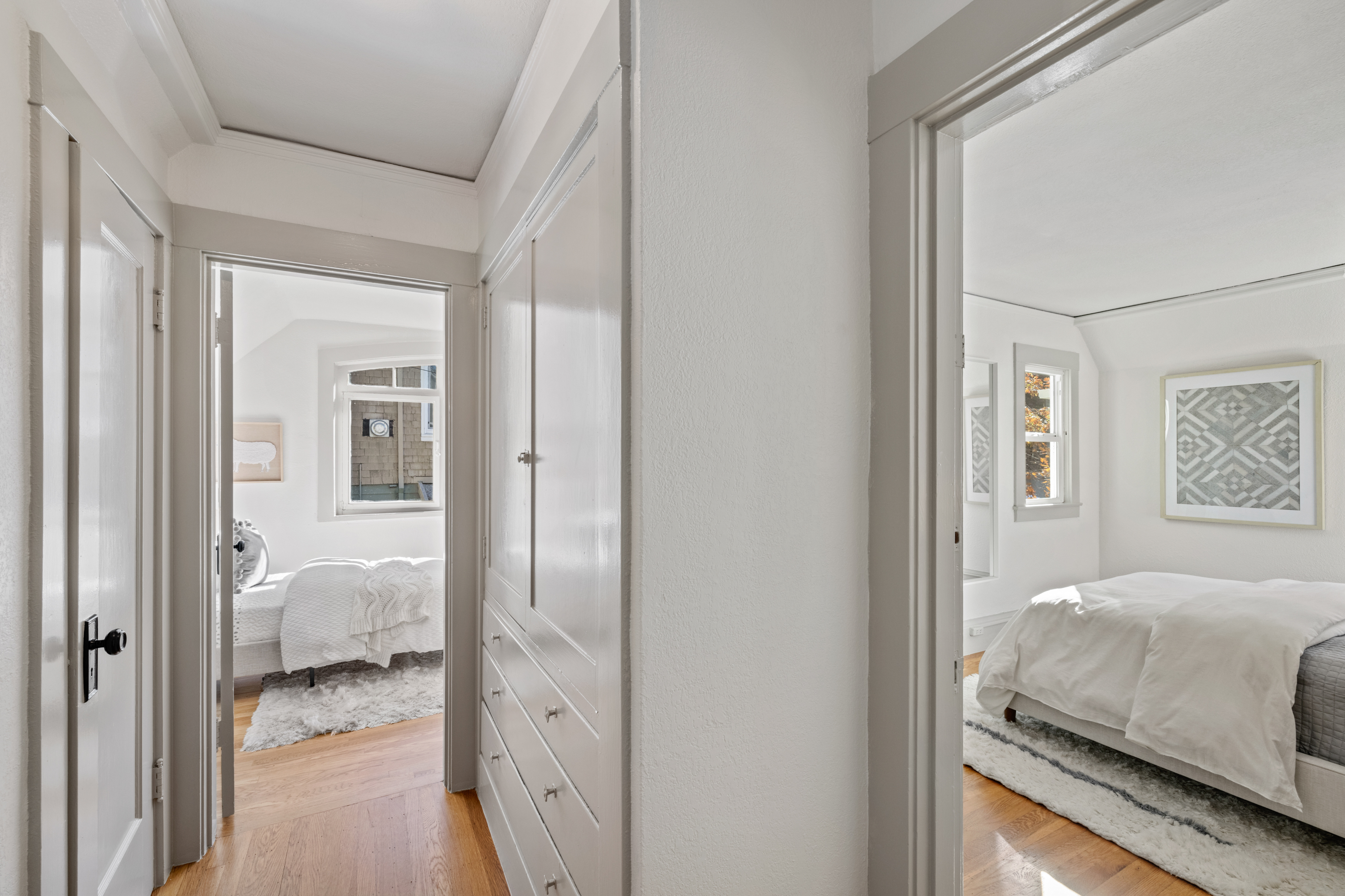  Classic Berkeley Charm Meets Versatility: Elmwood Home Plus Duplex - 物件實景